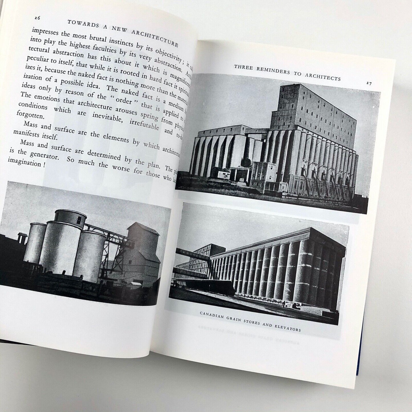 Essential Le Corbusier: L’esprit nouveau articles | Architectural Press, 1998