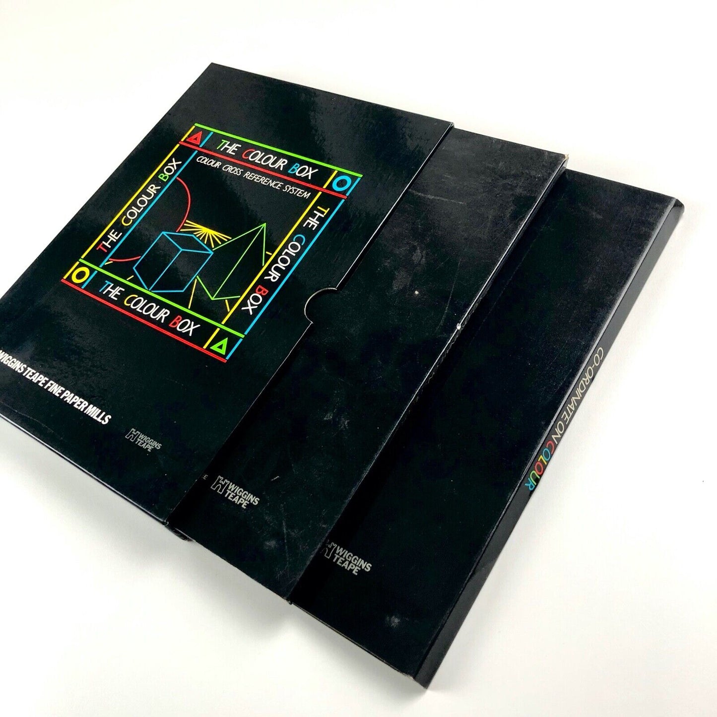 The Colour Box – Wiggins Teape Fine Paper Mills | Colour guides with slipcase