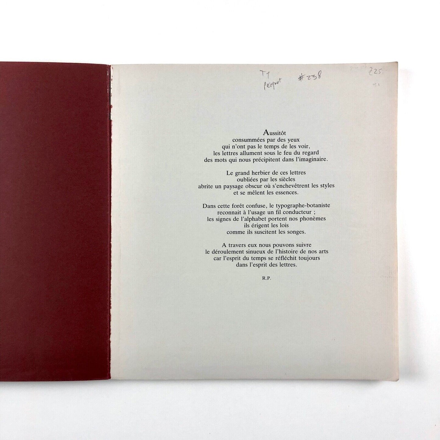 De plomb, d’encre et de lumière | L’esprit des lettres par Remy Peignot. En souvenir d’Albert Gilou | 1982