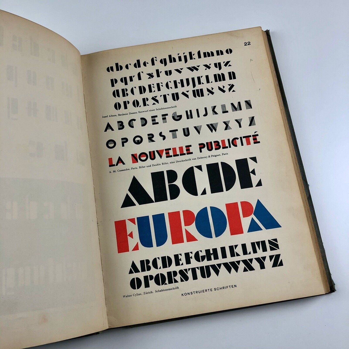 Hoffmanns Schriftatlas 1930 type specimen book by Herbert Hoffmann