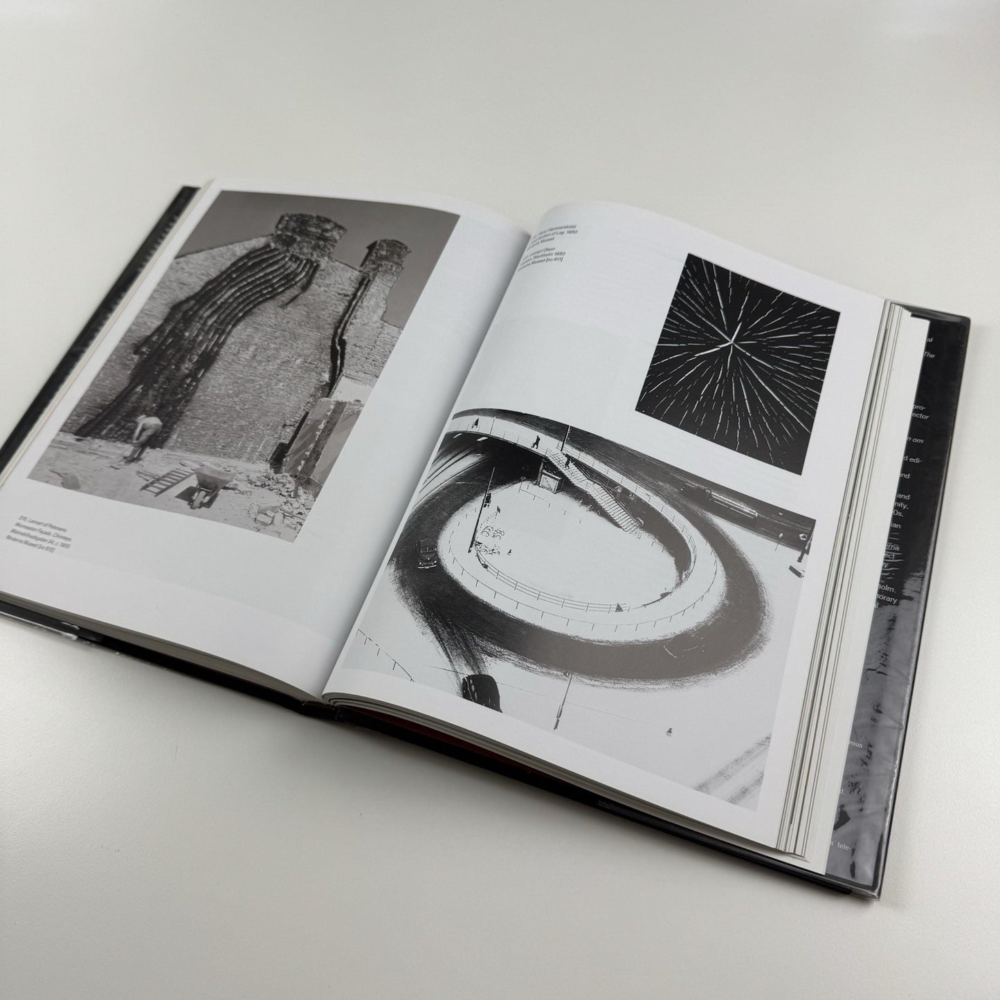 Utopia & Reality. Modernity in Sweden 1900-1960 Bard Graduate Center 2002