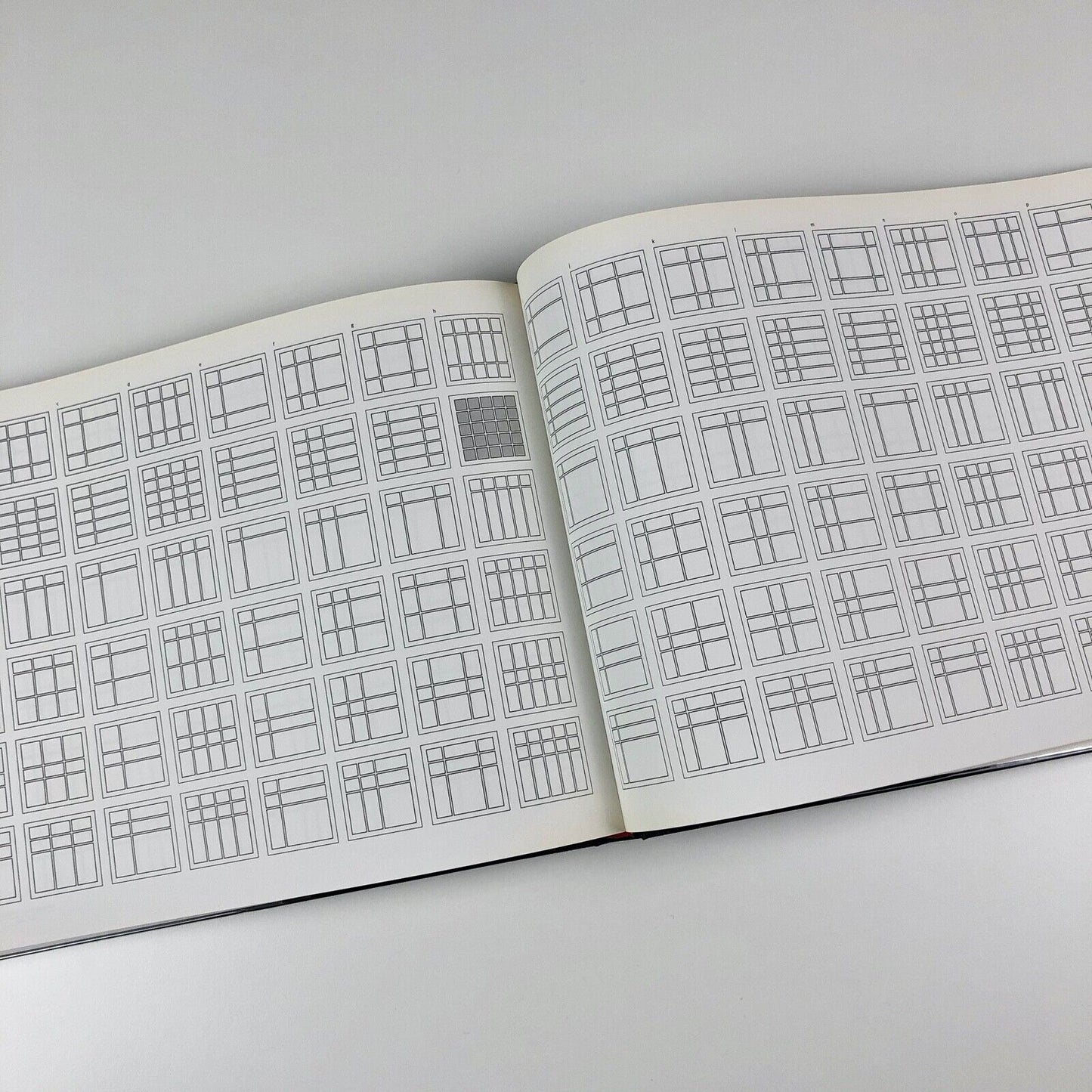 Der Typographische Raster | The Typographic Grid, by Hans Rudolf Bosshard, 2000