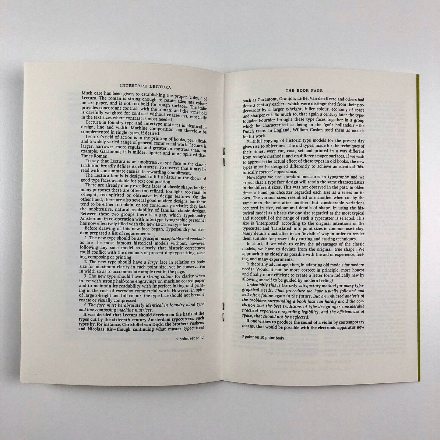 Presenting Lectura: Harris-Intertype type specimen booklet on the book page and the magazine page | Dick Dooijes design | undated 1960s?