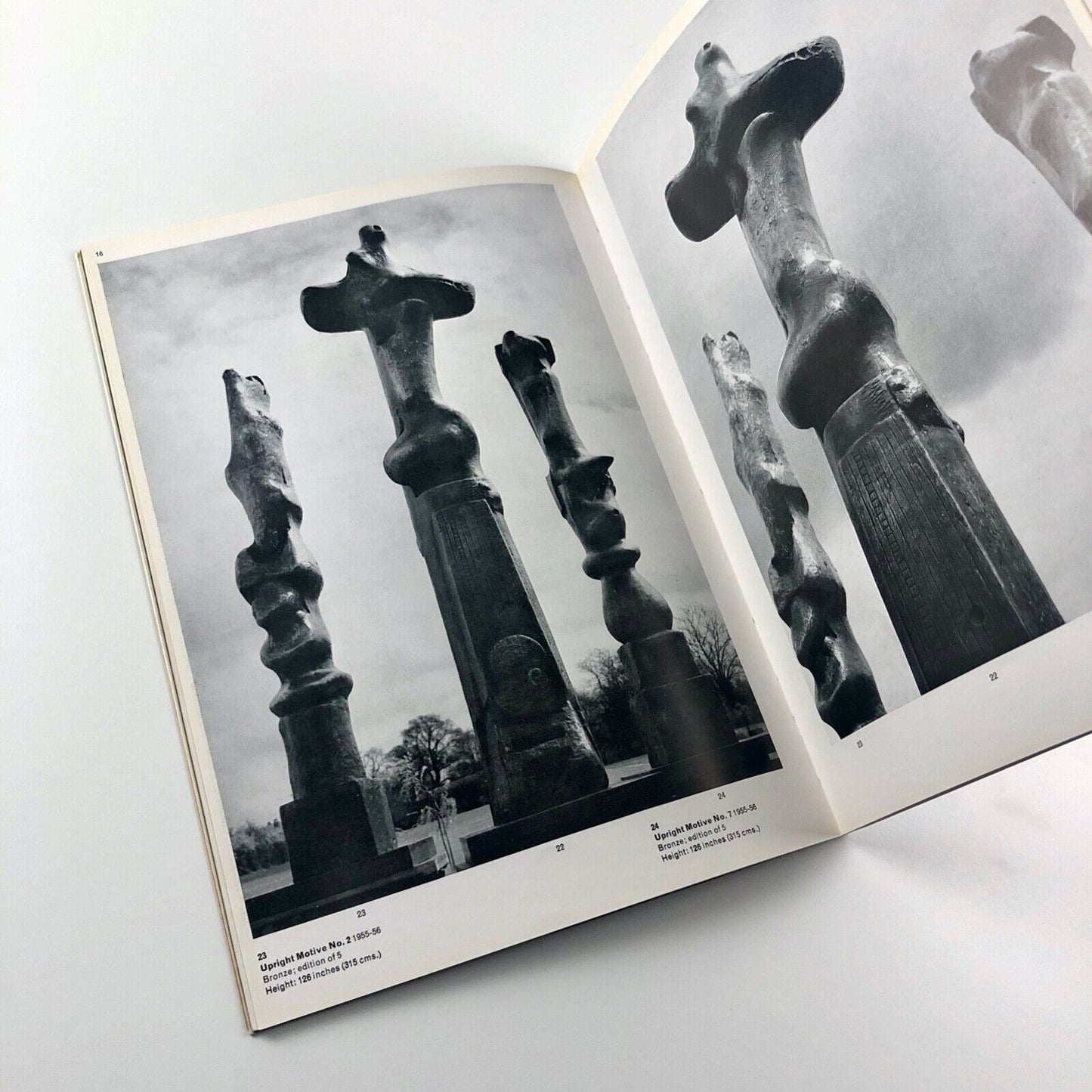 Henry Moore exhibition catalogue | Knoedler Marlborough Fine Art, March-April 1962 | Design by Gordon House
