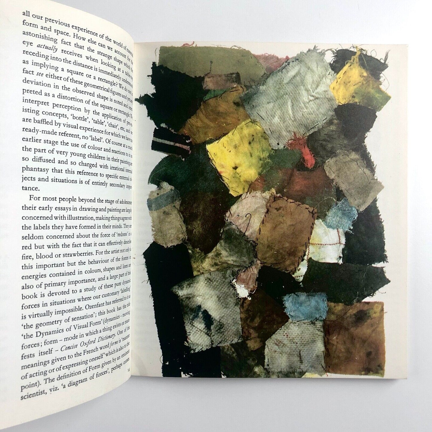 Basic Design: The Dynamics of Visual Form by M. de Sausmarez | Studio Vista/Van Nostrand Reinhold, 1970