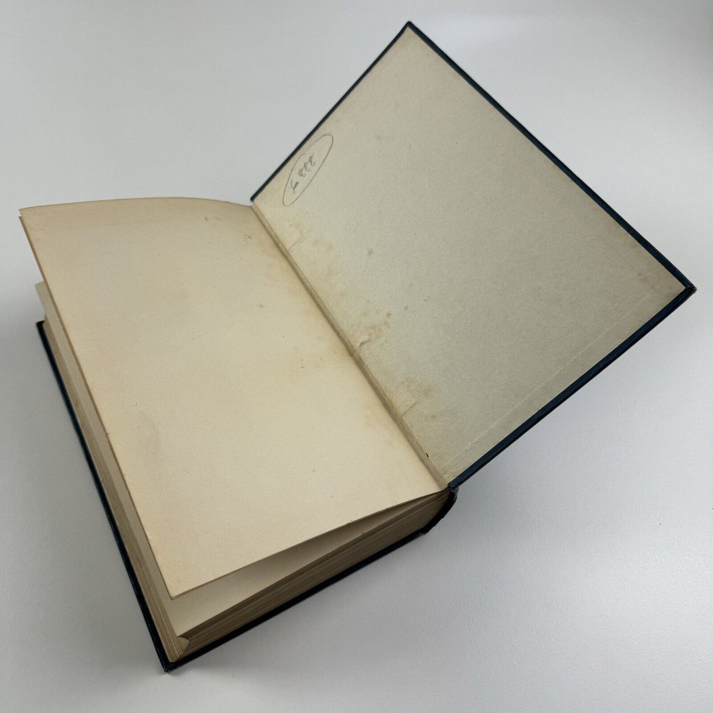 Design and Tradition. A Short Account of the Principles and Historic Development of Architecture and the Applied Arts by Amor Fenn | Chapman and Hall, 1932