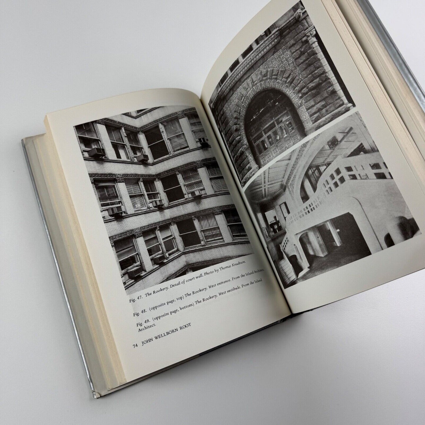 The Architecture of John Wellborn Root by Donald Hoffmann | The John Hopkins University Press, 1973
