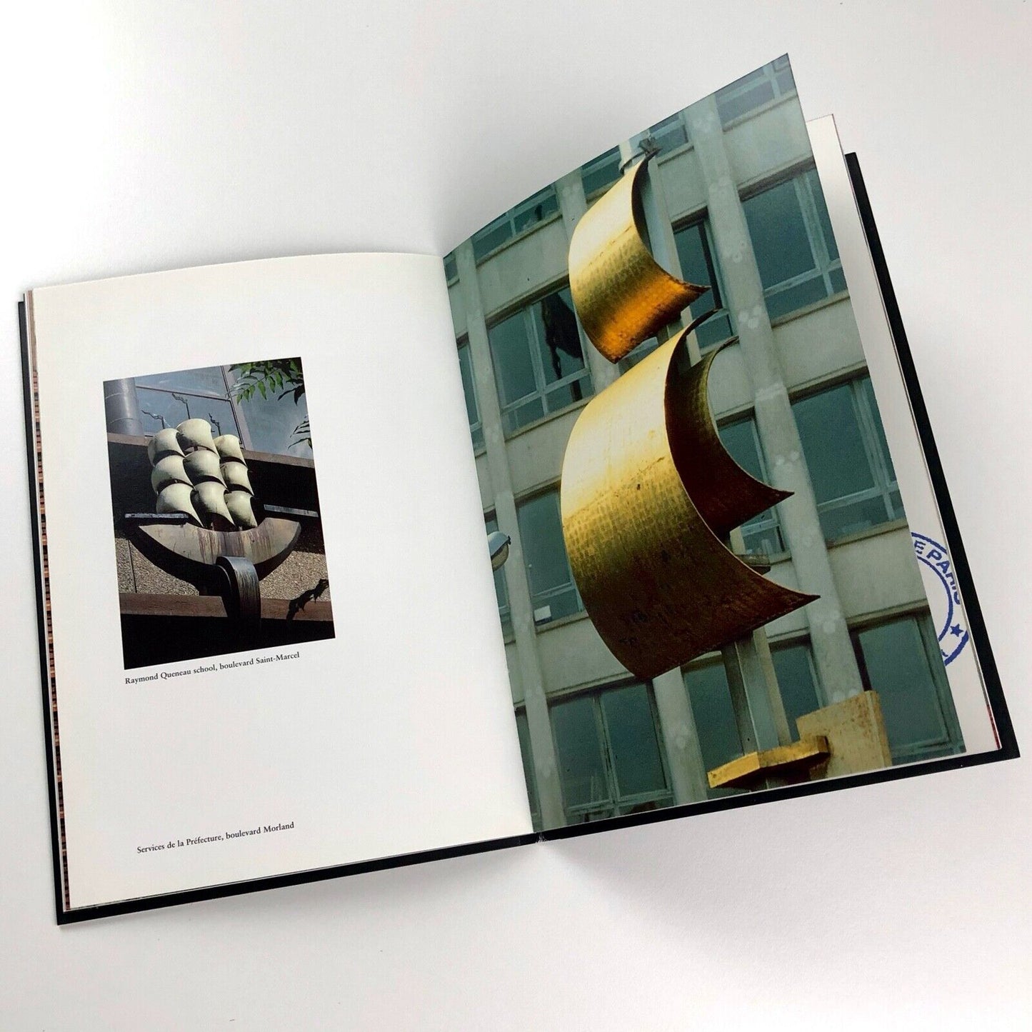 Pentagram Papers 24: The Arms of Paris | 1996