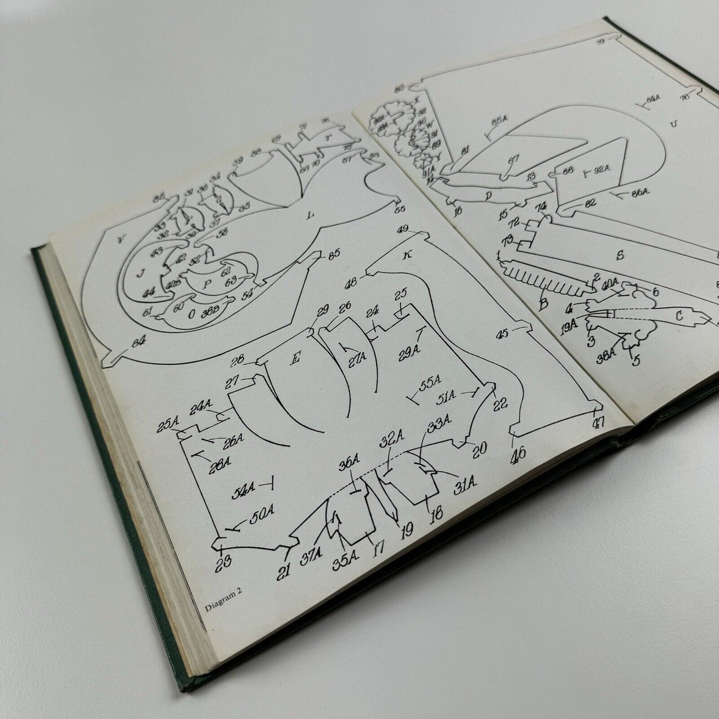 Sculpture in Paper by Bruce Angrave | The how to do it series number 72 | The Studio Publications, 1957