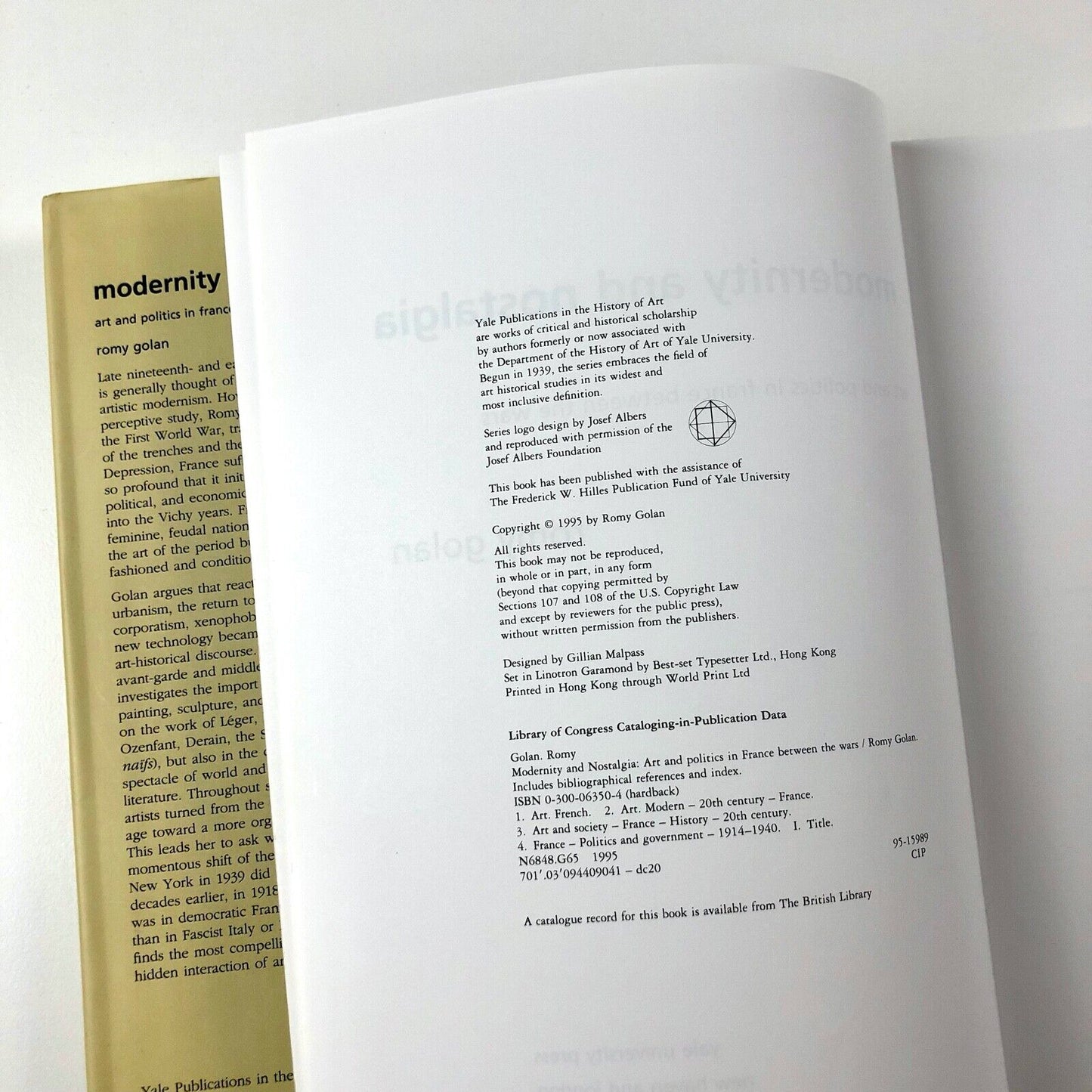 Modernity & Nostalgia: Art & Politics in France Between the Wars | R. Golan | Yale University Press, 1995