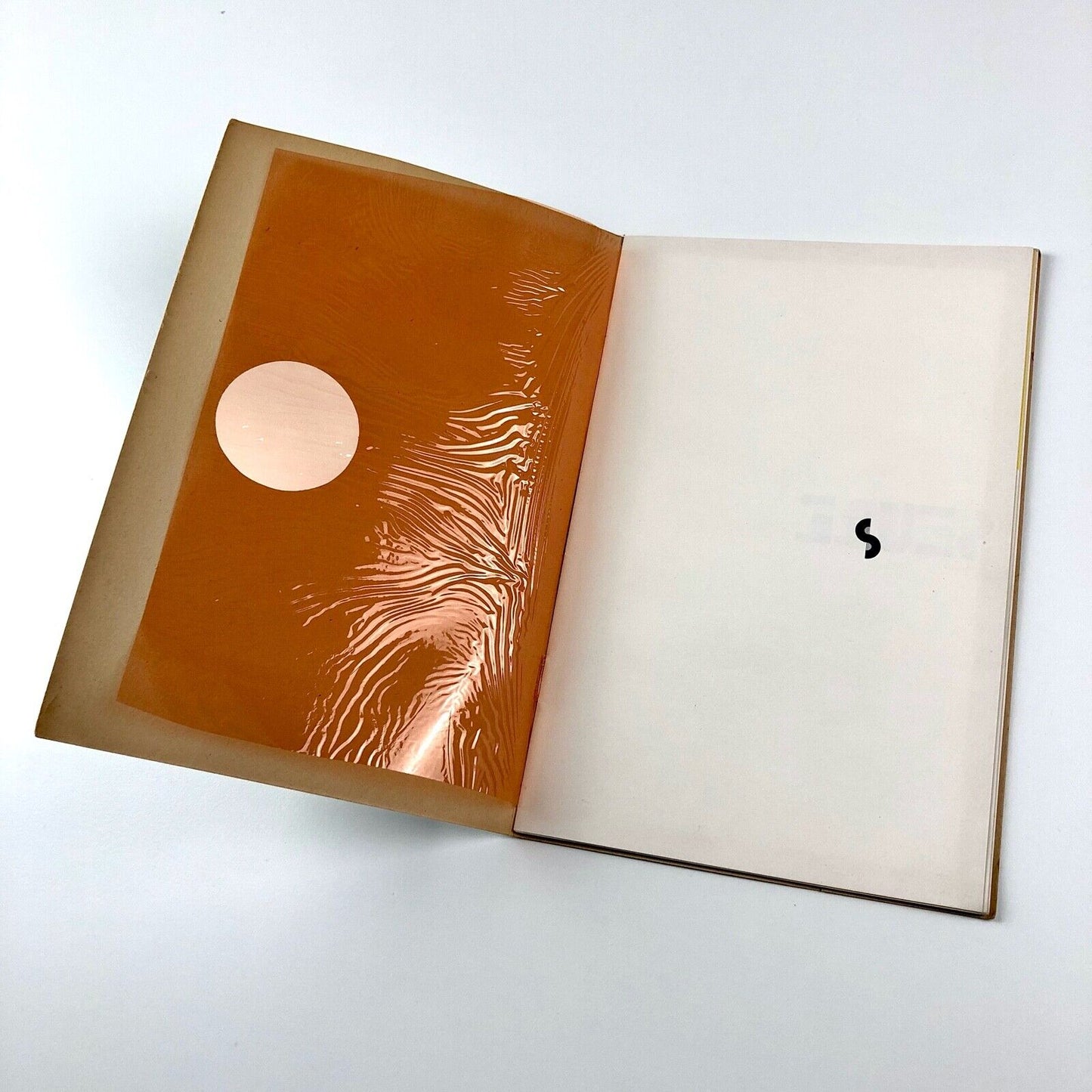 Bifur font – type specimen brochure | Fonderies Deberny Peignot, 1929 Cassandre