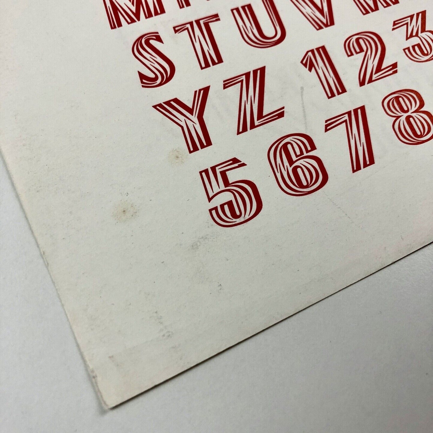 Flash and Psitt – 2 x type specimen sheets | Fonderie Typographique Française