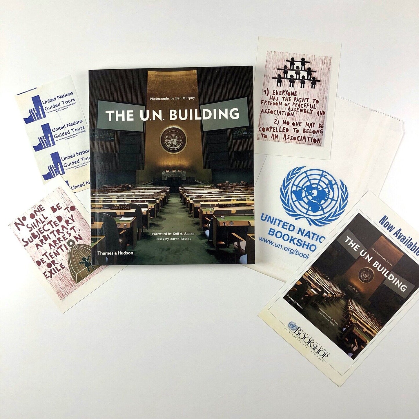 The U.N. Building photographs by Ben Murphy. Essay by Aaron Betsky 2005