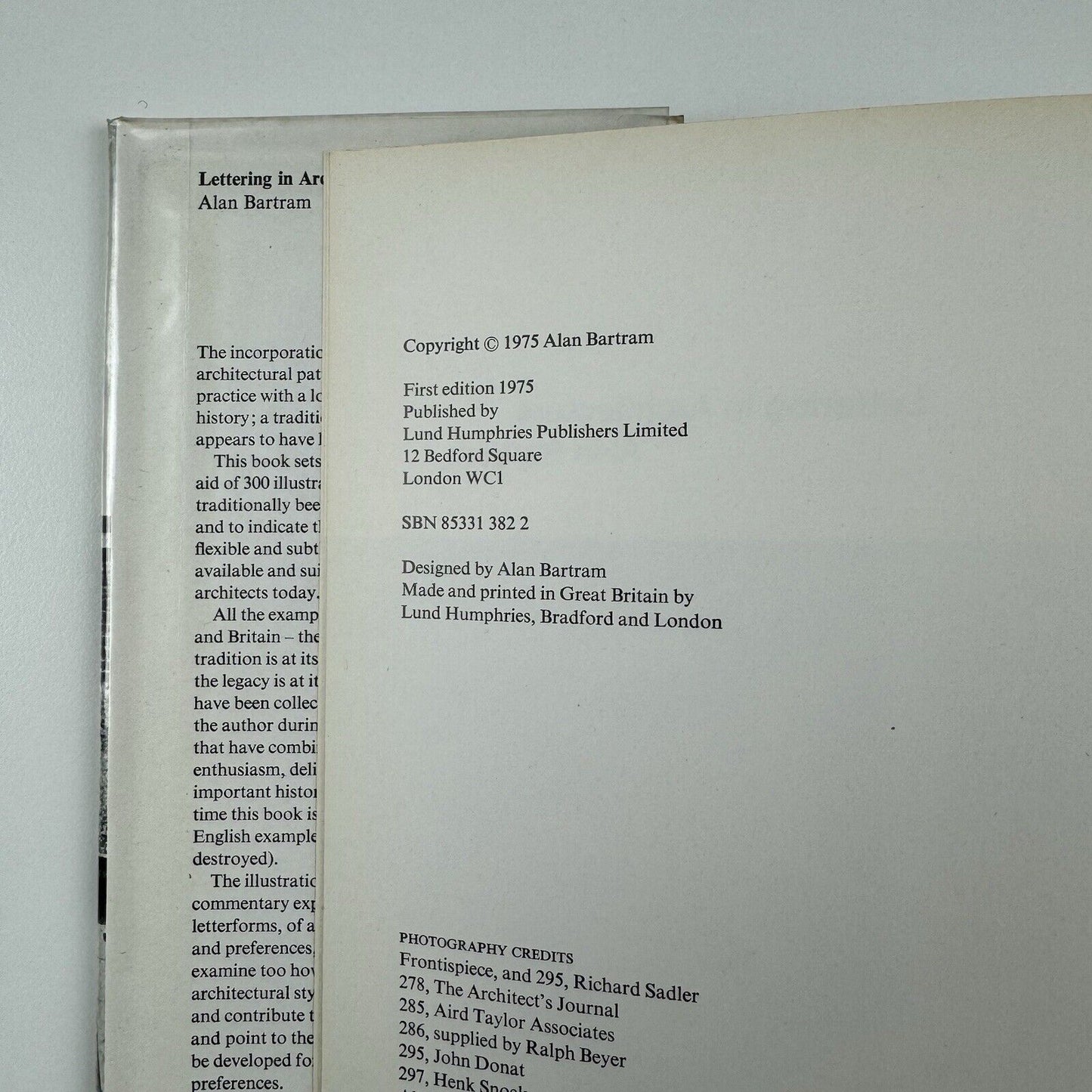 Lettering in Architecture by Alan Bartram | Lund Humphries, 1975