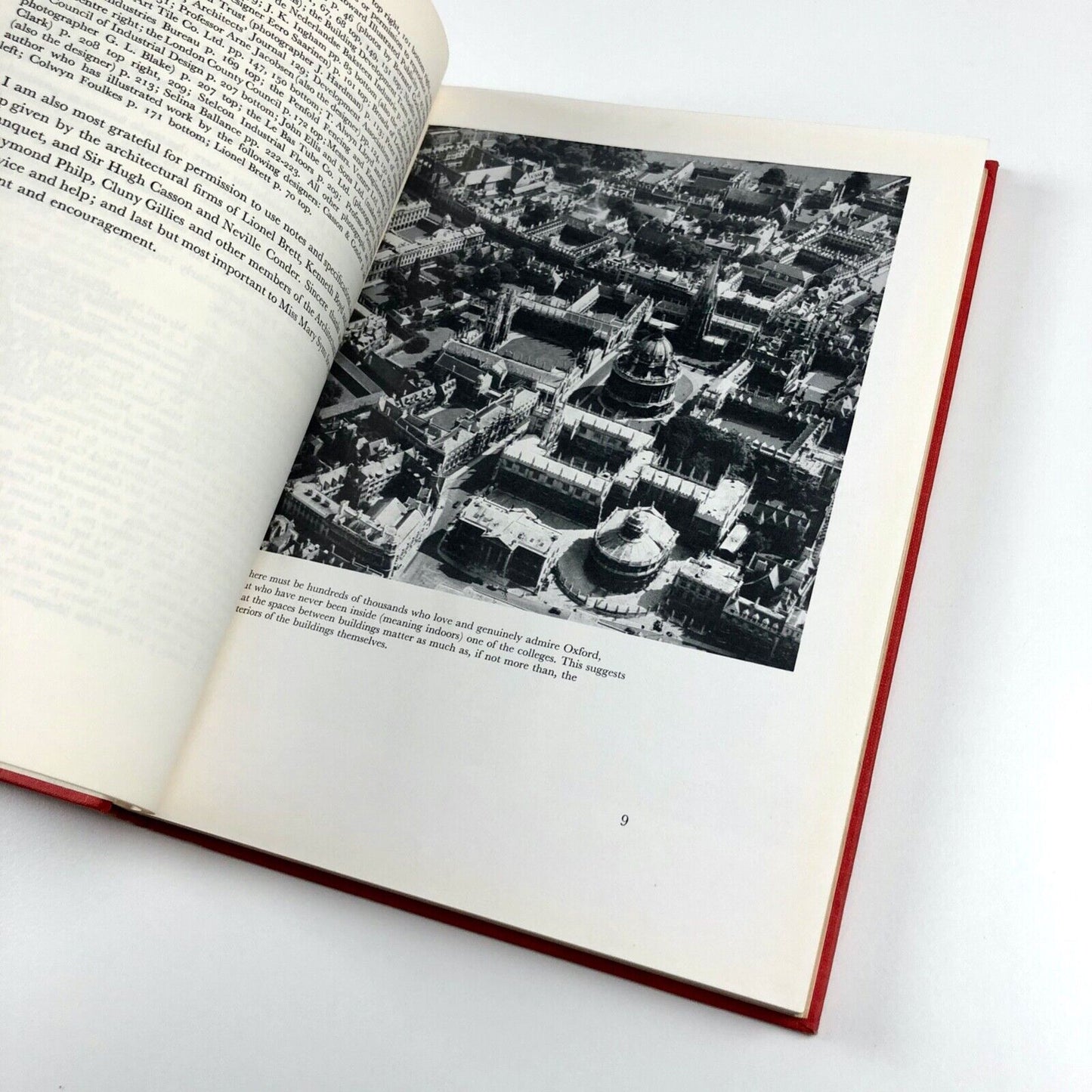 Design and Detail of the Space between Buildings by Elisabeth Beazley | The Architectural Press, London, second impression 1962