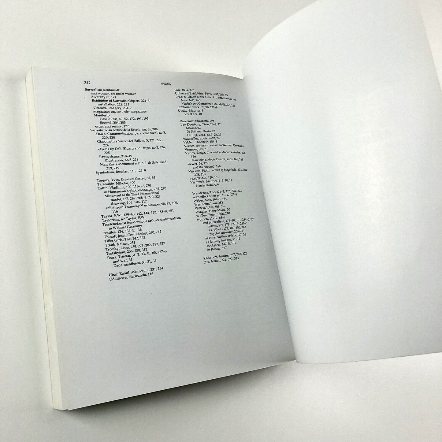 Realism, Rationalism, Surrealism: Art Between the Wars | Fer/Batchelor/Wood 1994