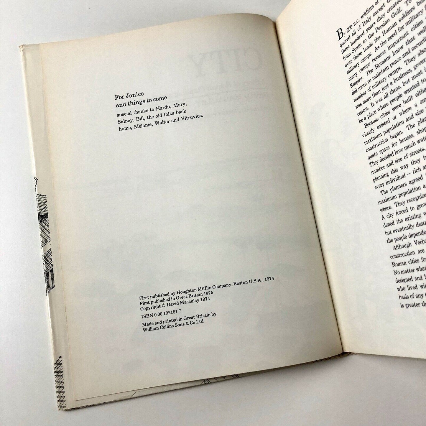 City: A Story of Roman Planning and Construction | David Macaulay, 1975
