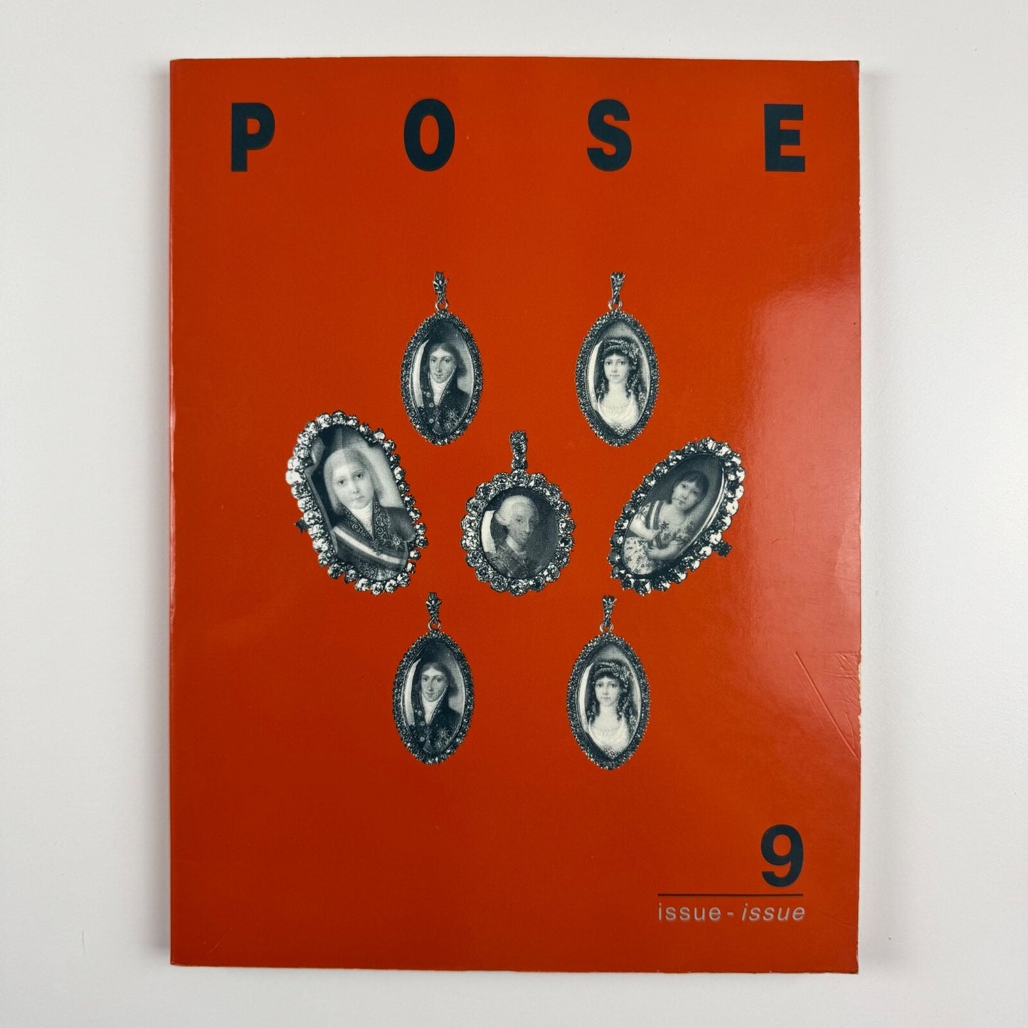 POSE issue 9. Spring/Summer 1993. Stichting Polysemisch Instituut. Edited by Toine Ooms. Text in English and Dutch