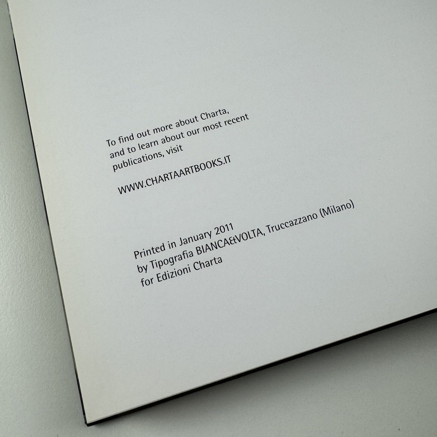 Regina Silveira | Text by Luciana Brito, Adolfo Montejo Navas et al | Charta, 2011