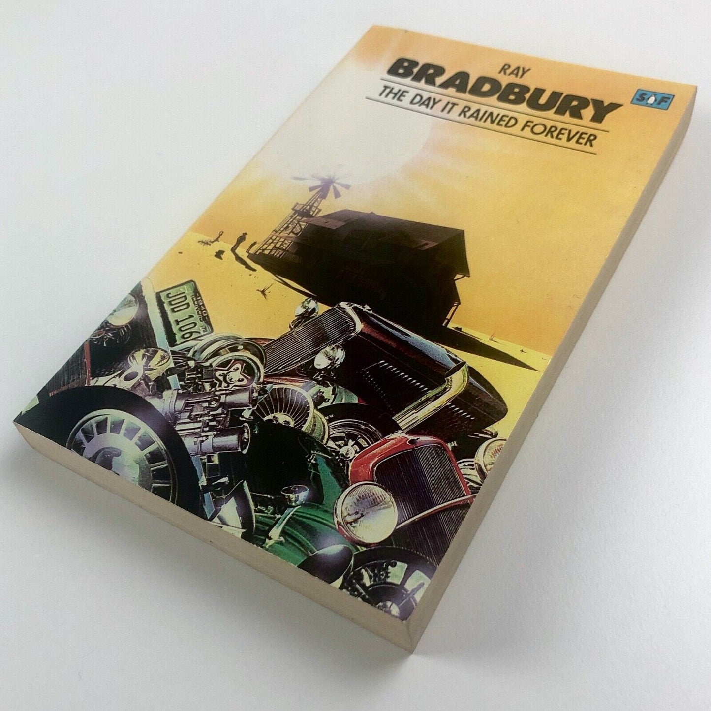 The Day it Rained Forever by Ray Bradbury | Penguin Science Fiction, 1984