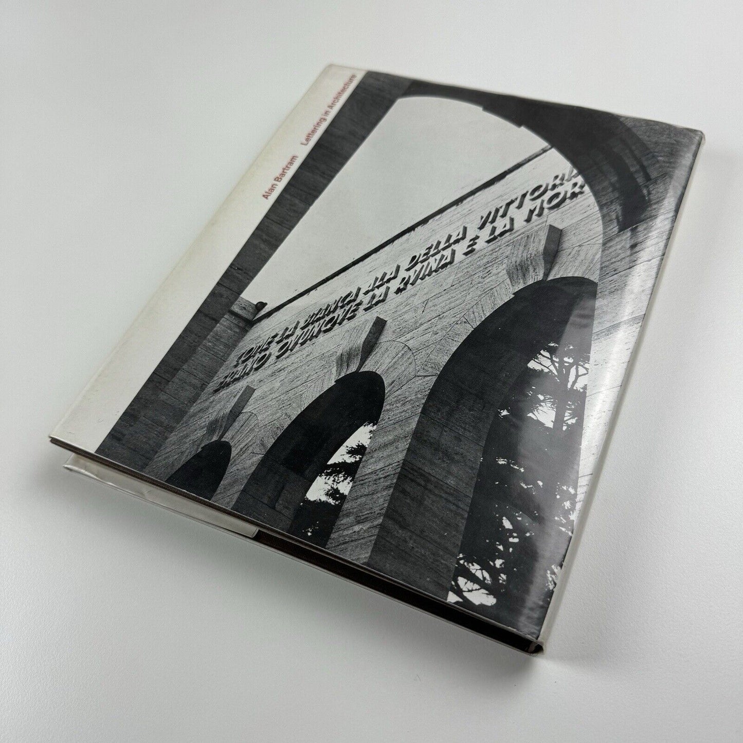Lettering in Architecture by Alan Bartram | Lund Humphries, 1975