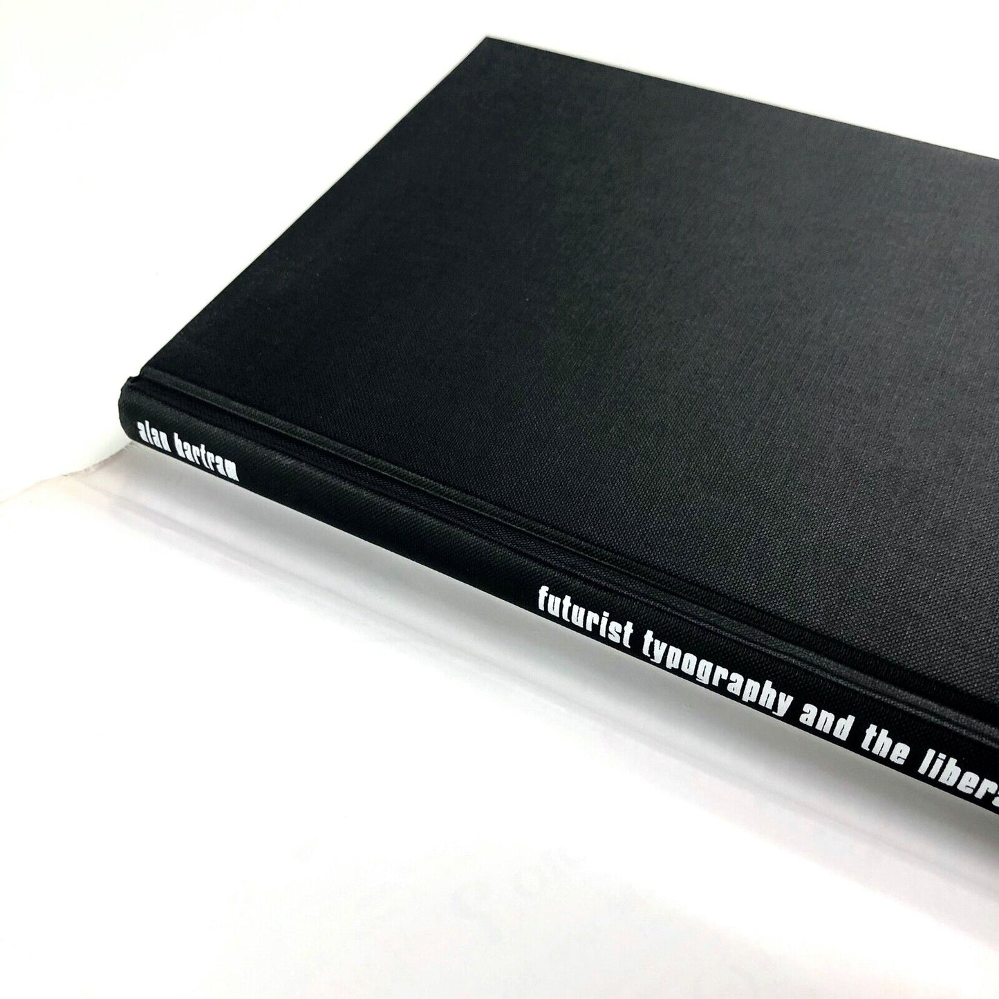 Futurist Typography and the Liberated Text, by Alan Bartram | The British Library, 2005