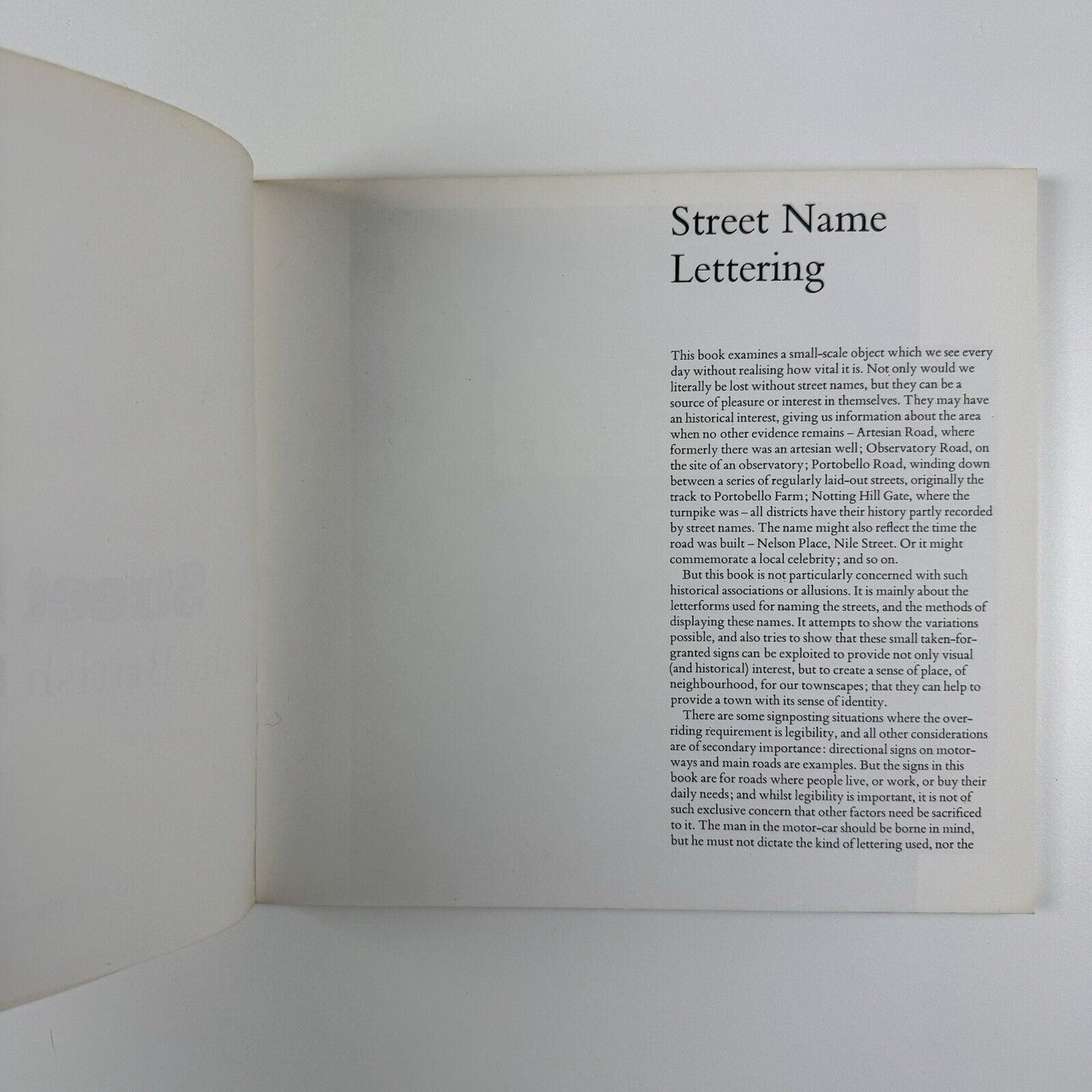 Street name lettering in the British Isles by Alan Bartram | Lund Humphries, 1978