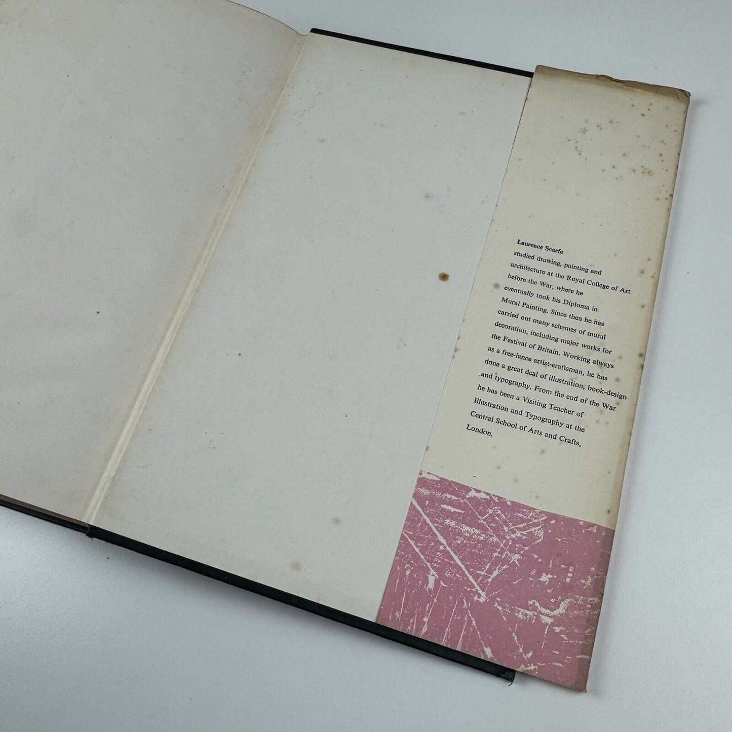 Alphabets – compiled by Laurence Scarfe | Batsford, 1954