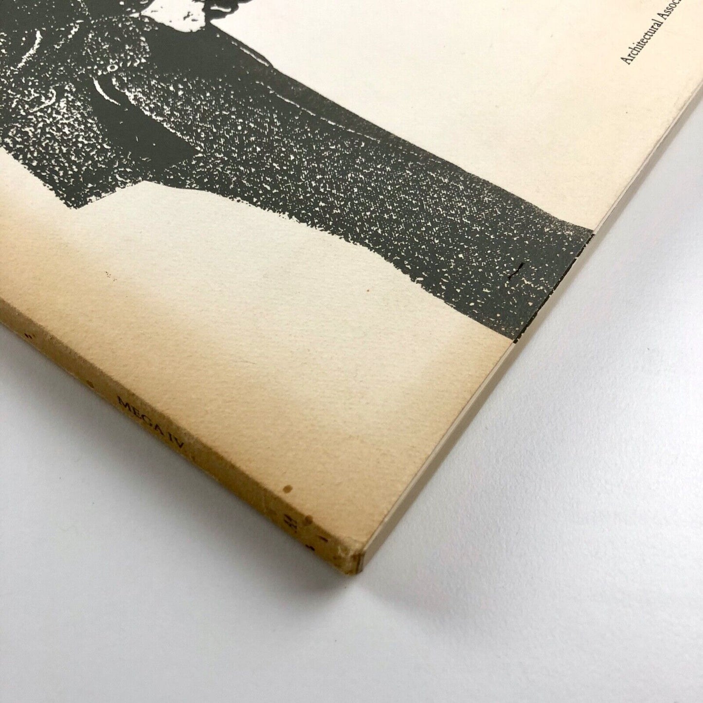 Frank Yerbury. Itinerant Cameraman. Architectural Photographs 1920-35 | Architectural Association, 1987