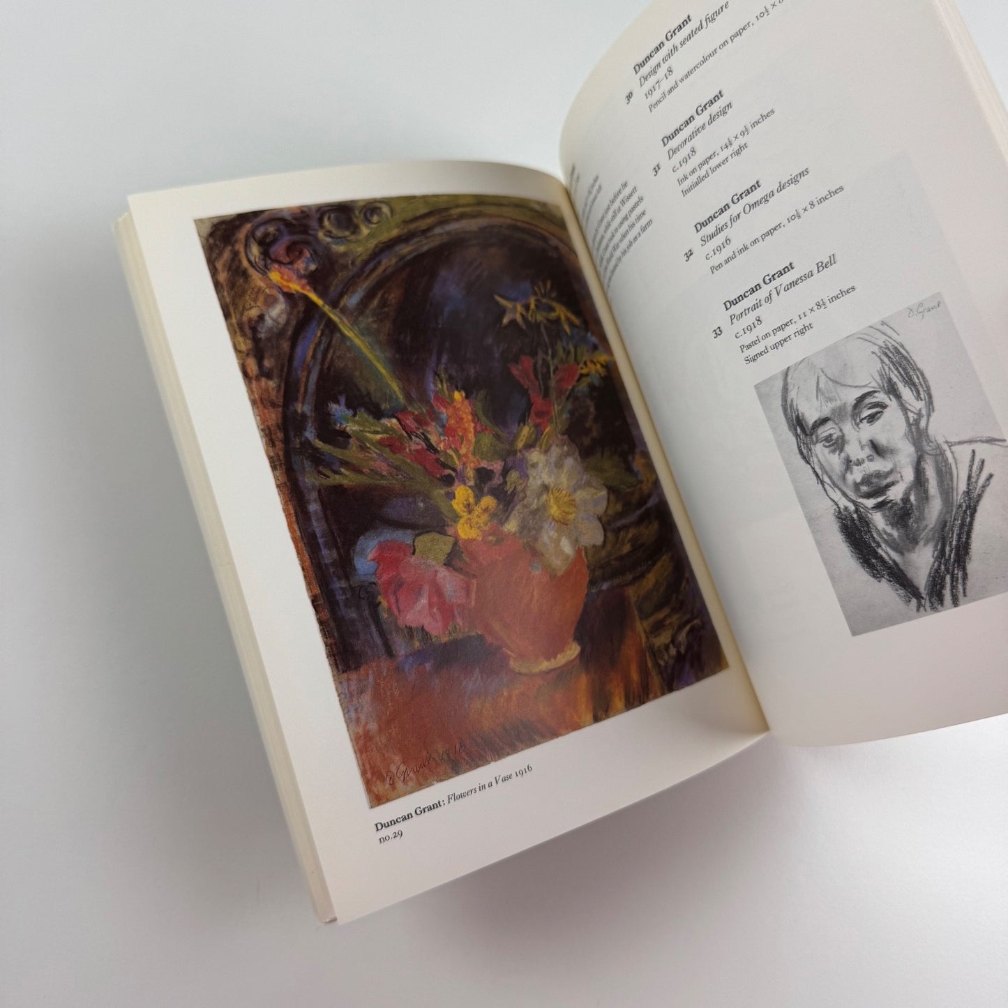 Duncan Grant & Vanessa Bell. Design and Decoration 1910-1960 | Spink, 1991