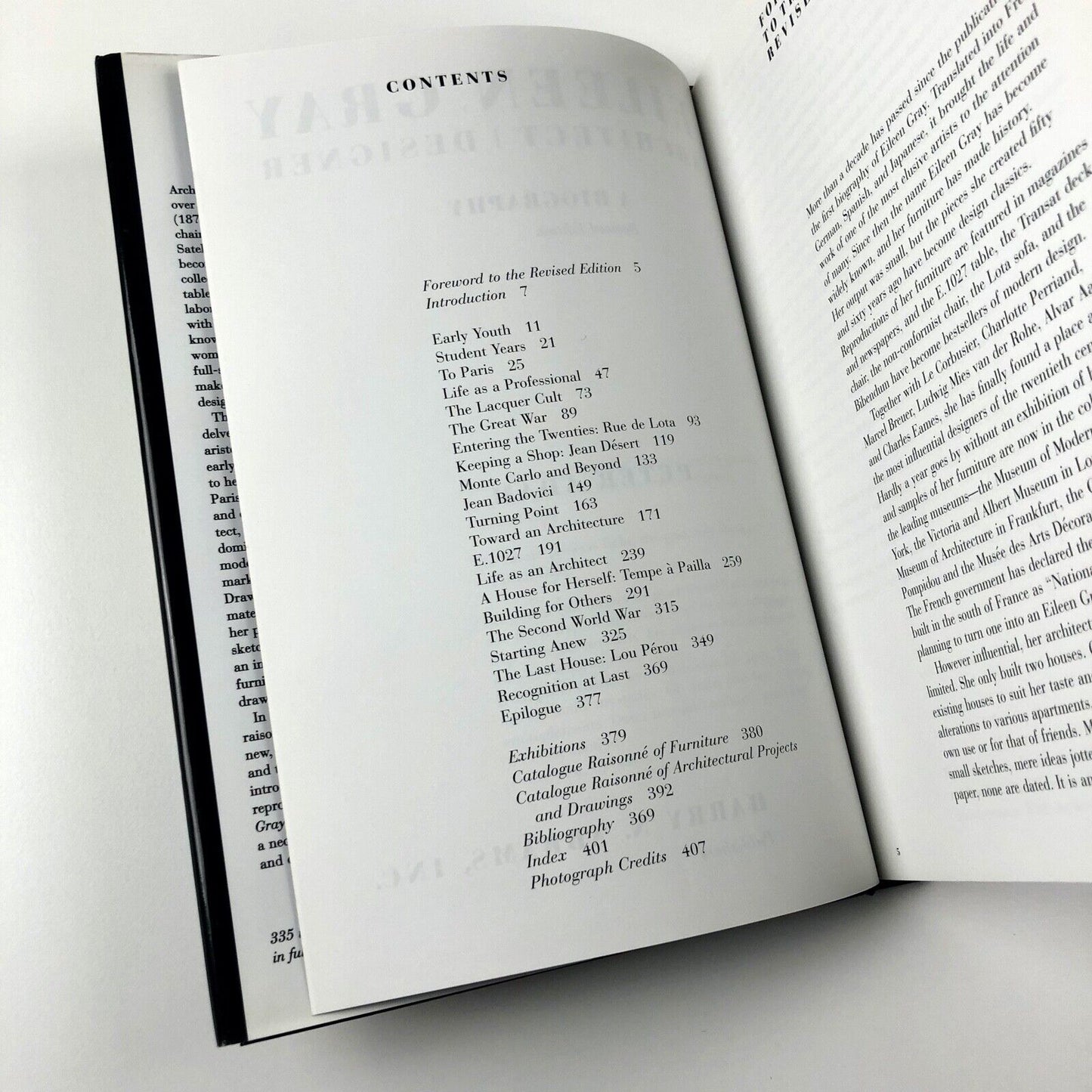 Eileen Gray: Architect/Designer by Peter Adam | Harry N. Abrams | Hardback, 2000
