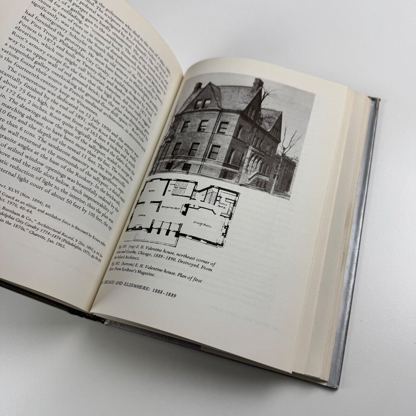 The Architecture of John Wellborn Root by Donald Hoffmann | The John Hopkins University Press, 1973