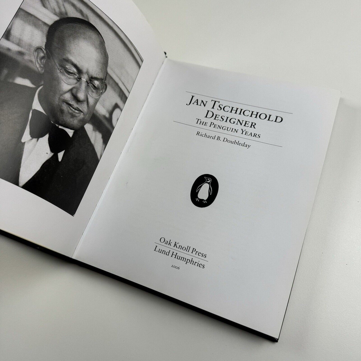 Jan Tschichold Designer – The Penguin Years | Richard B. Doubleday | Oak Knoll / Lund Humphries, 2006