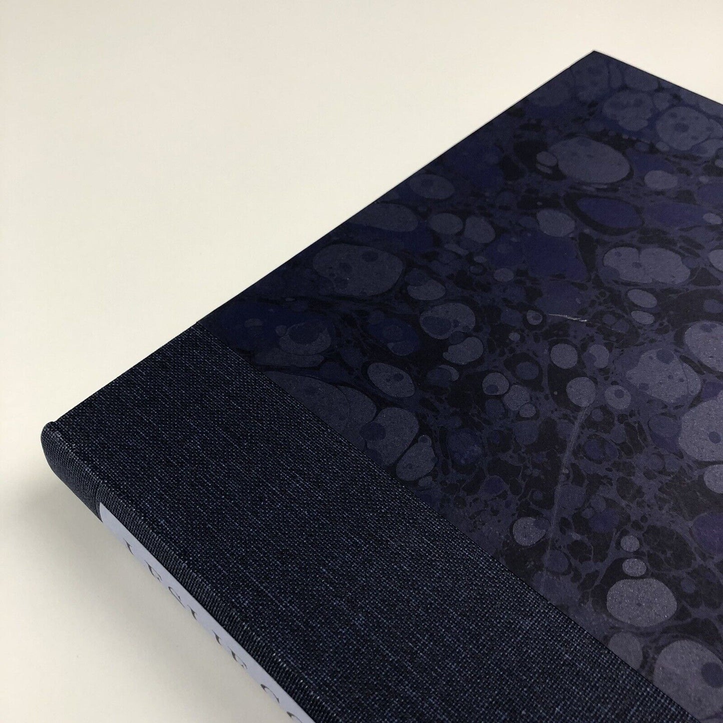 The artistry of Leslie Cole by Malcolm Yorke | The Fleece Press, 2010