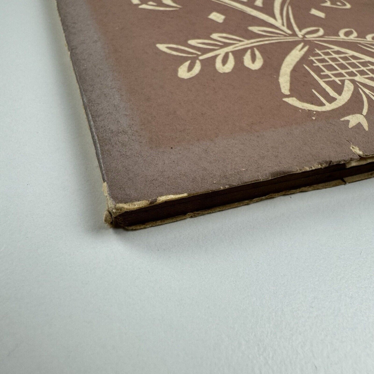 Good wine from Portugal H. Warner Allen | Sylvan Press, 1957 includes accompanying note | illustrations by Aleksander Werner