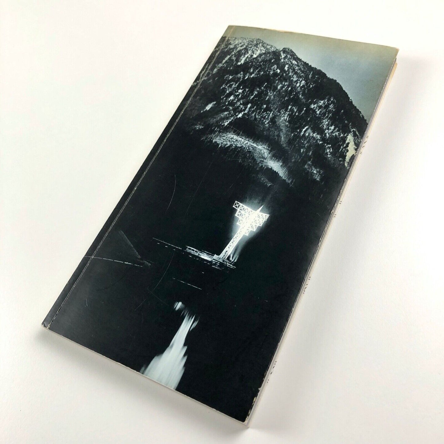 Holding the universe onto the earth by Pascal Schöning, 1998 | inscribed