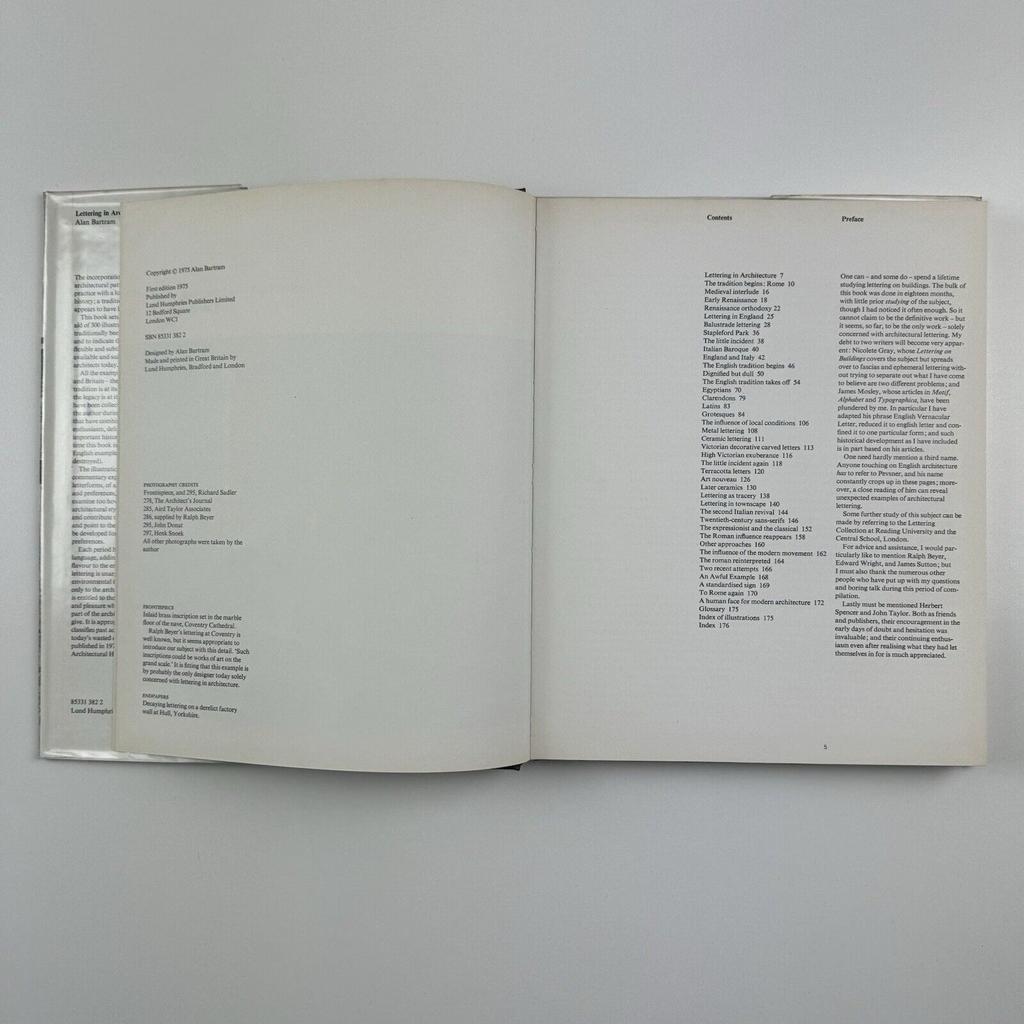 Lettering in Architecture by Alan Bartram | Lund Humphries, 1975