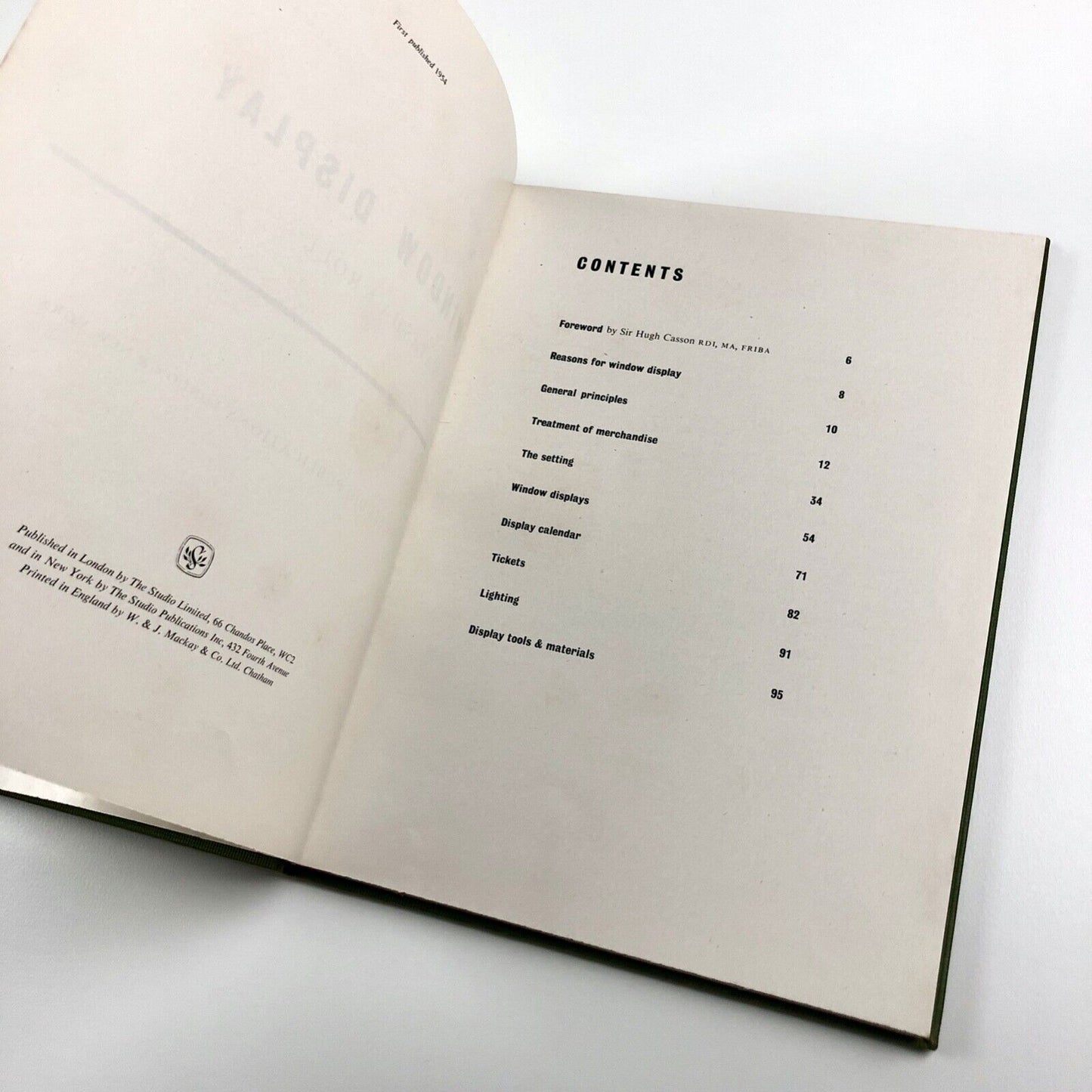 Window Display by Natasha Kroll | How to Do It series, Studio Publications No 51, 1954