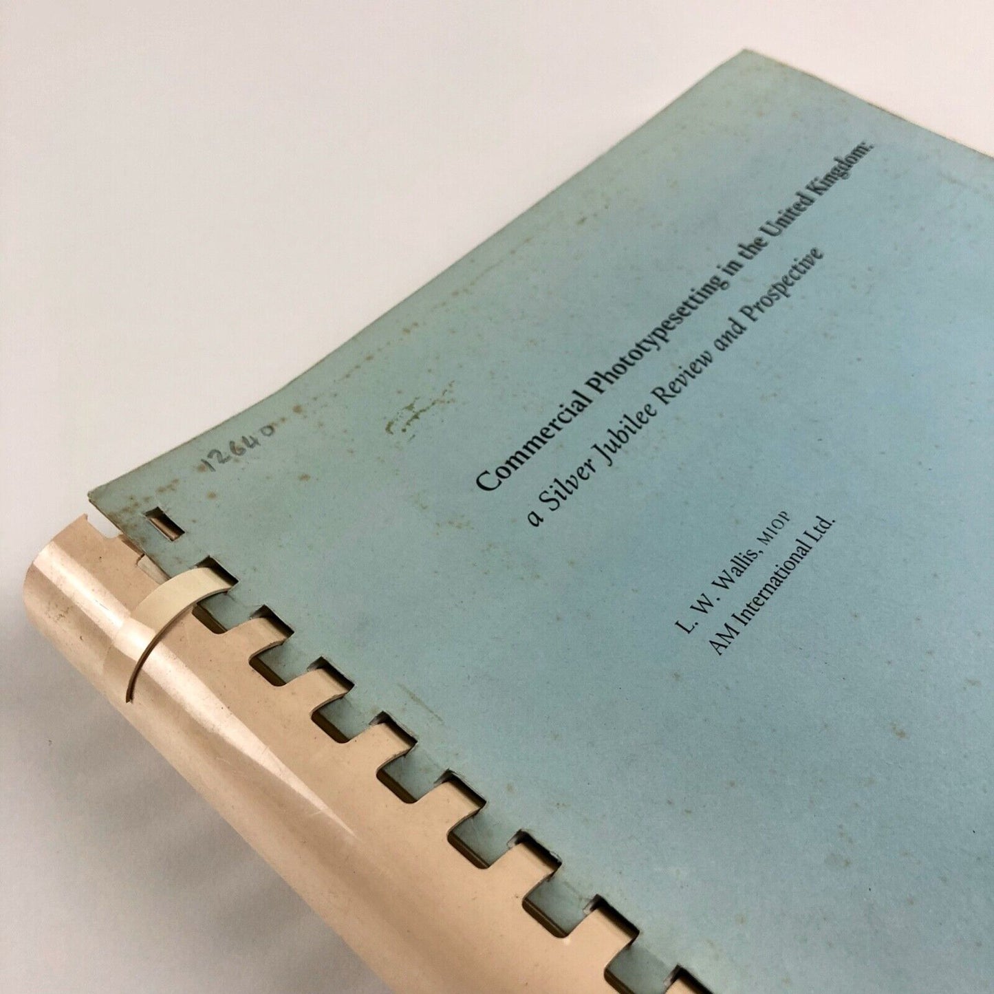 Commercial Phototypesetting in the United Kingdom by L.W. Wallis 1982