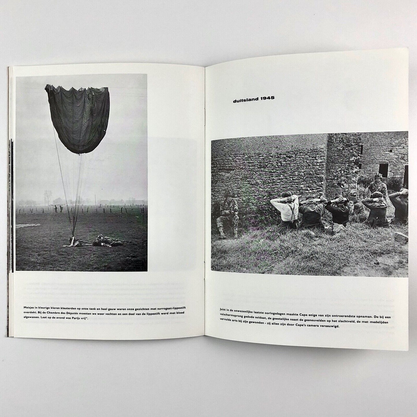 Mensen in de Oorlog | Photos by Robert Capa | Stedelijk Museum 1962