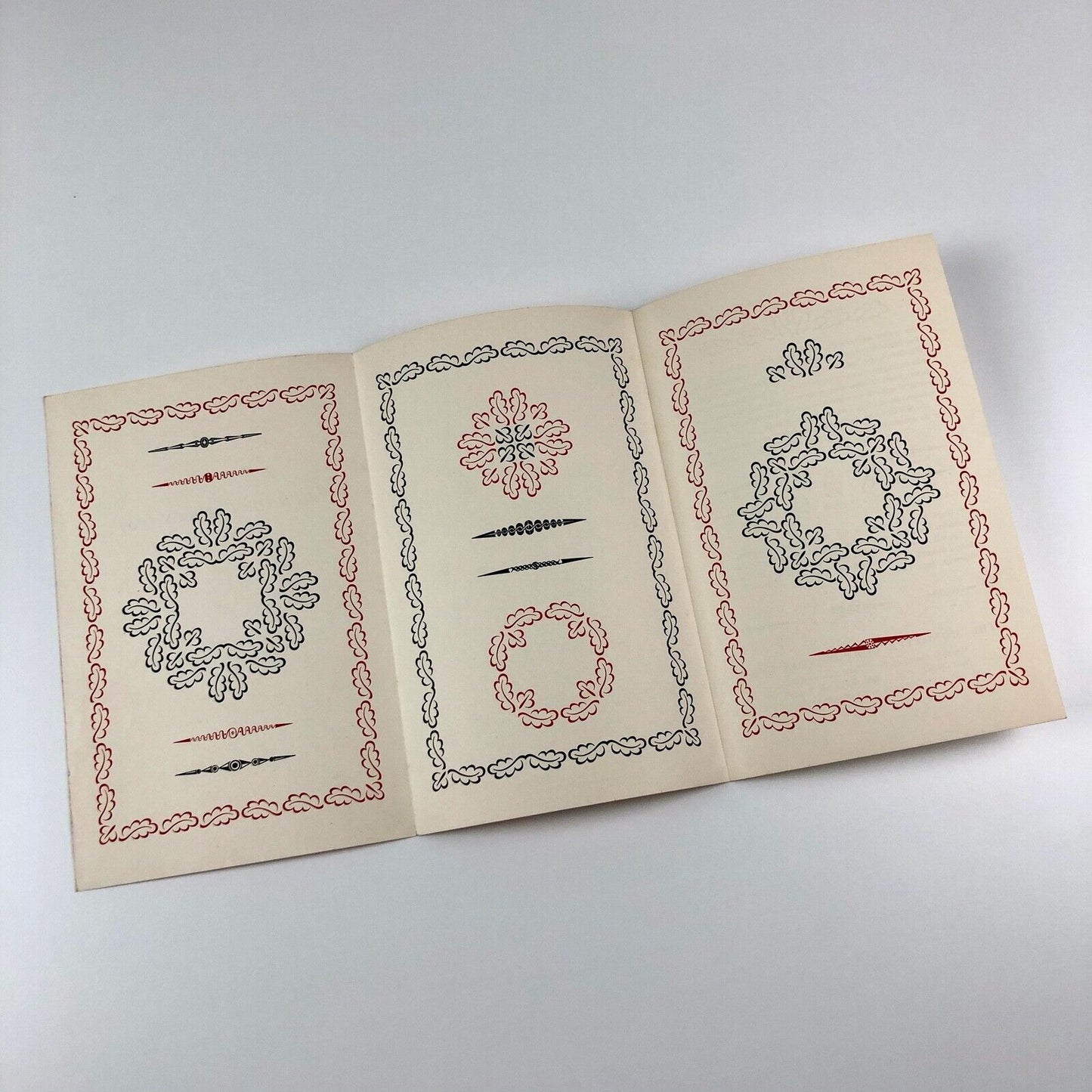 Turn over a new leaf…type specimen leaflet for Will Carter’s new “leaf” design for Monotype. Printed by The Stellar Press, undated