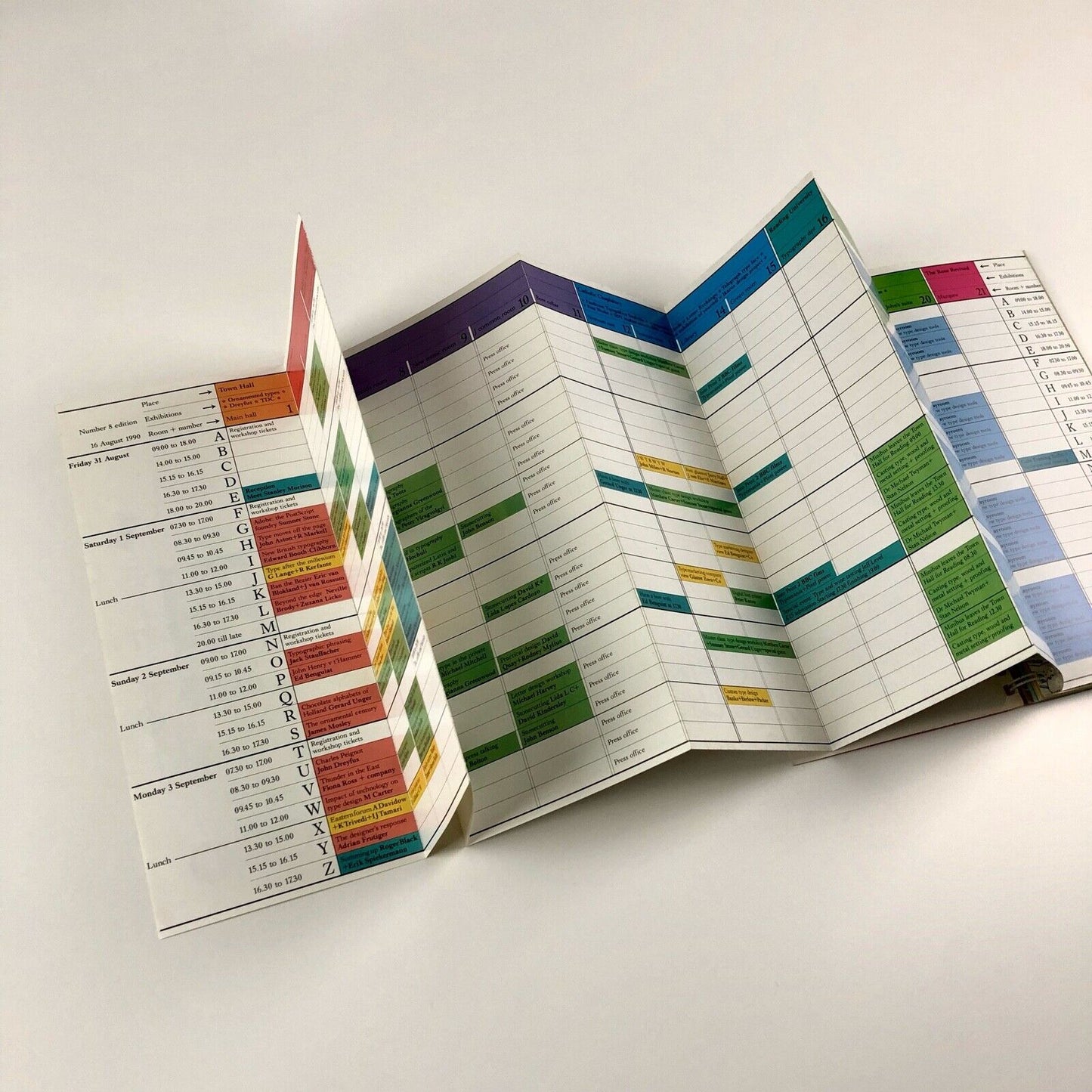 Type 90. ATypI (Association Typographique Internationale) | 1990 conference guide