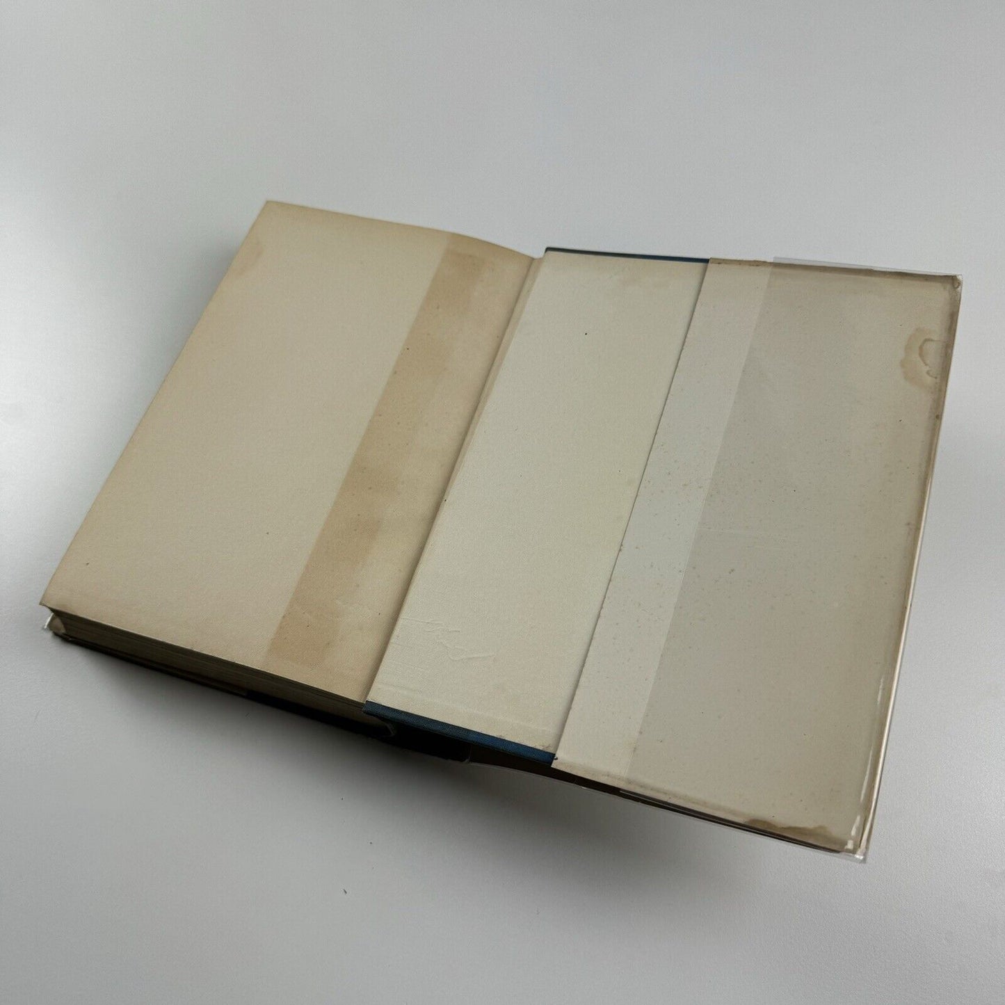 Graphic Design by W.G. Raffé | Chapman and Hall, 1927