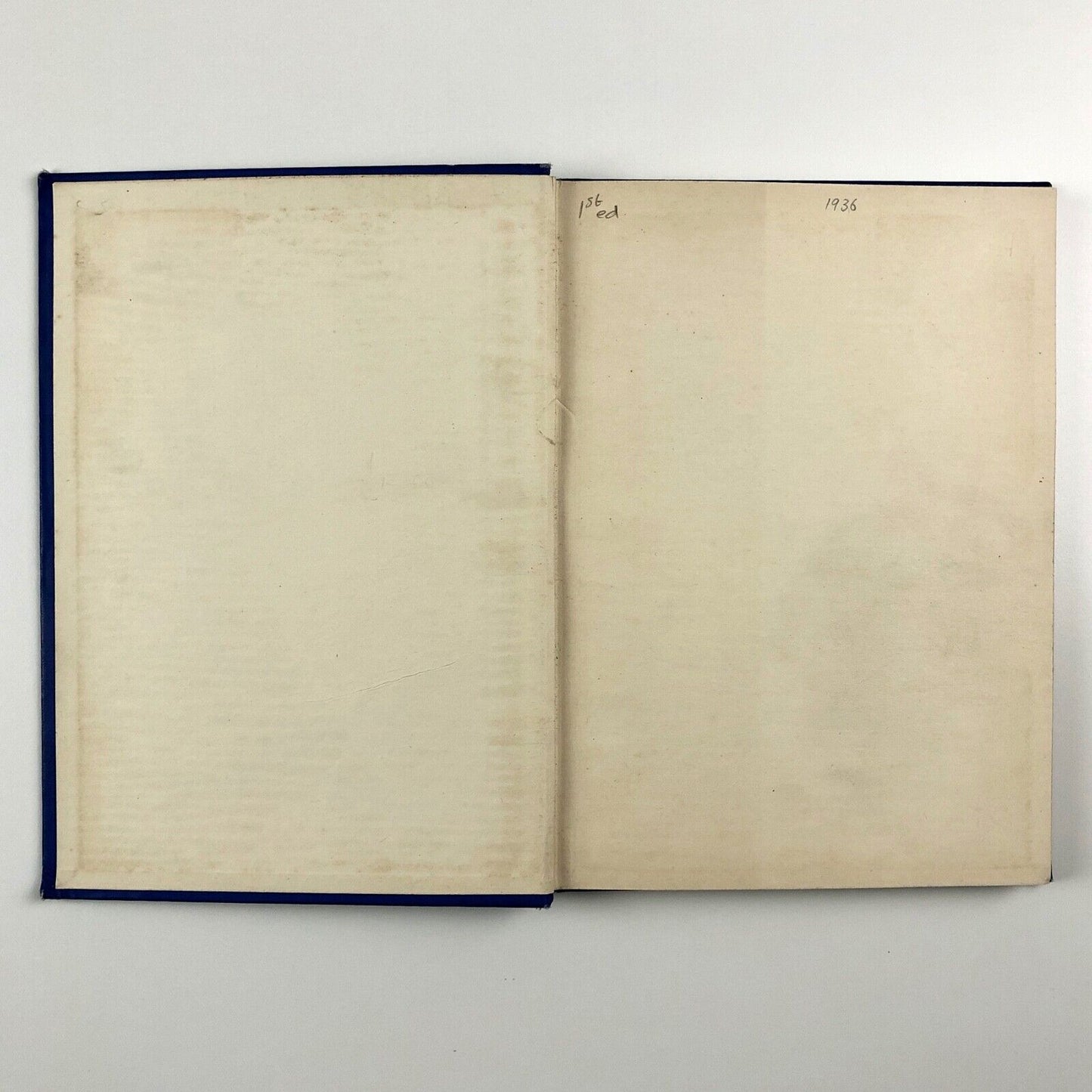 Examples of Lettering and Design by J. Littlejohns | Isaac Pitman, 1936