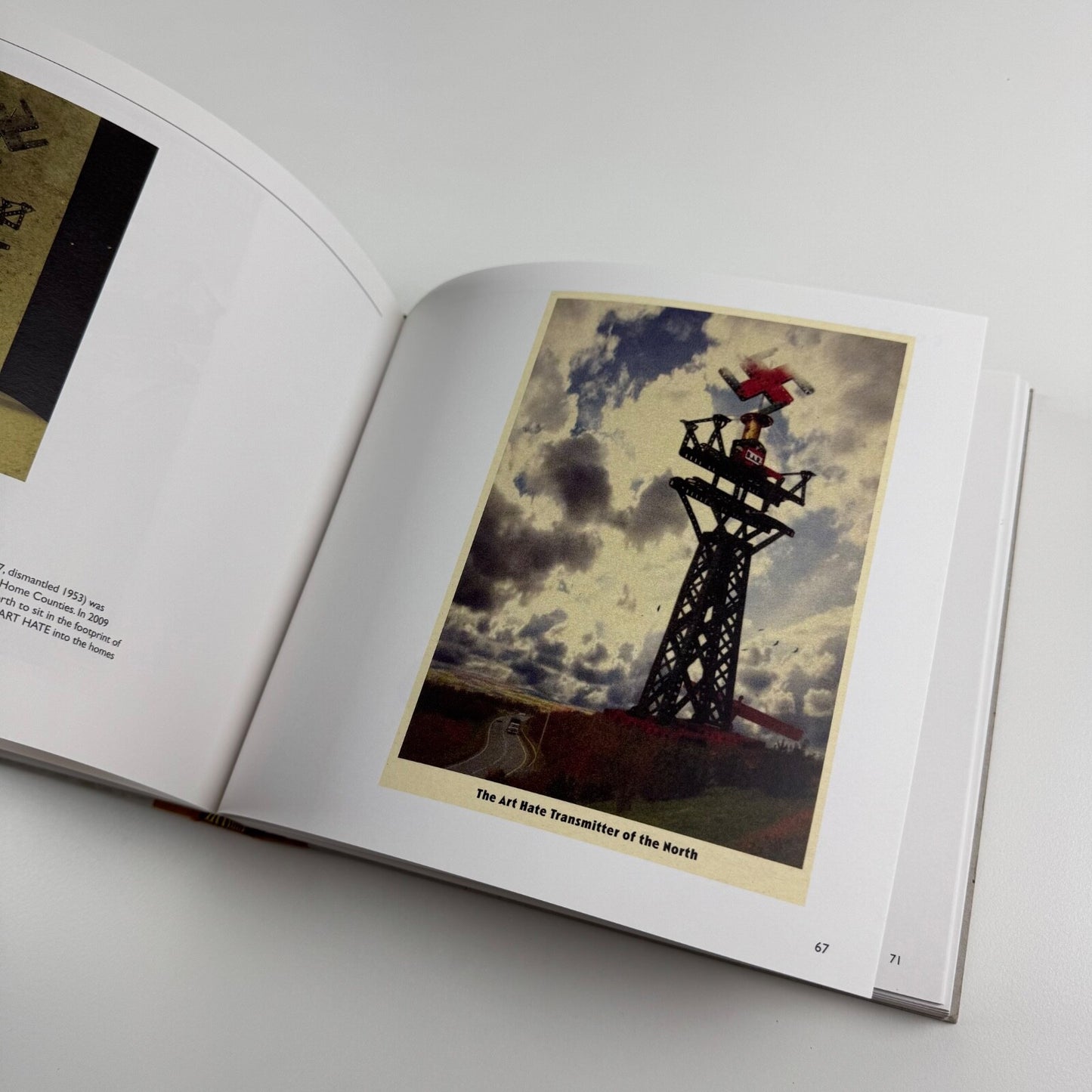 AHH 2: Love the Art Hate. Graphics 1972-2010 | L-13, first edition 2010