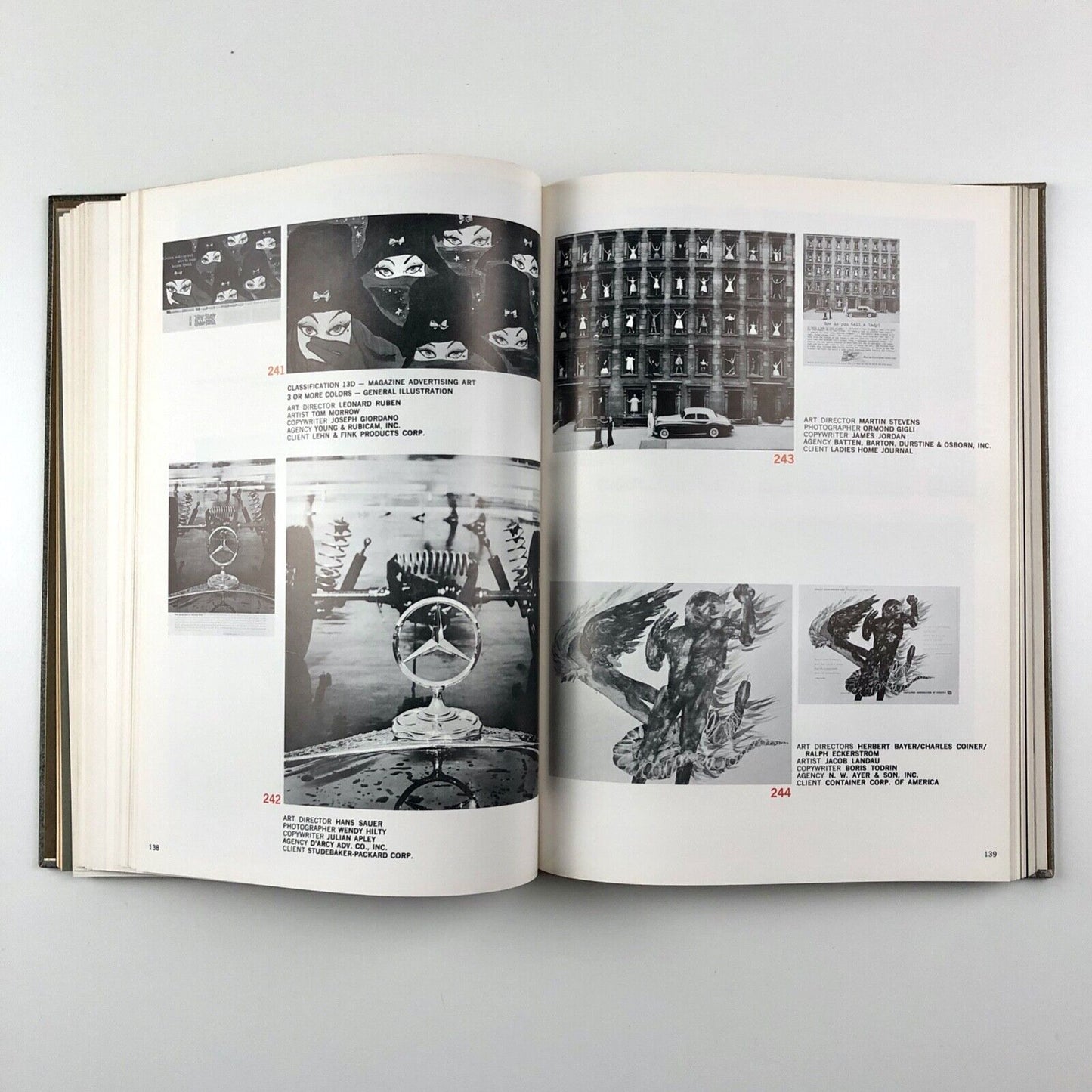 40th Annual of Advertising and Editorial Art of the Art Directors Club of New York | Edited by Robert M. Smith. Farrar, Strauss & Cudahy, New York, 1961