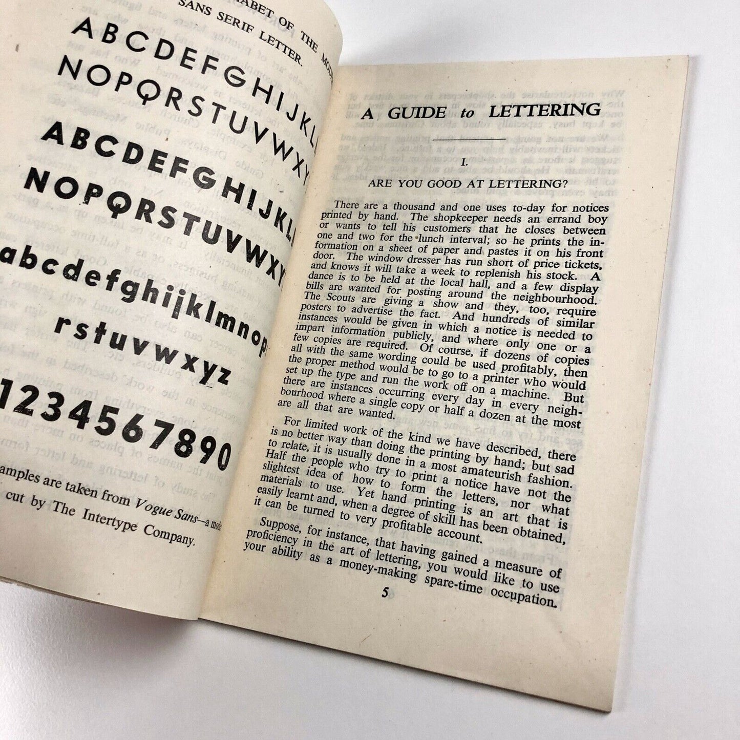 A Guide to Lettering. A Useful Handbook for Ticket, Poster and Sign Writers | Howard Jeremy