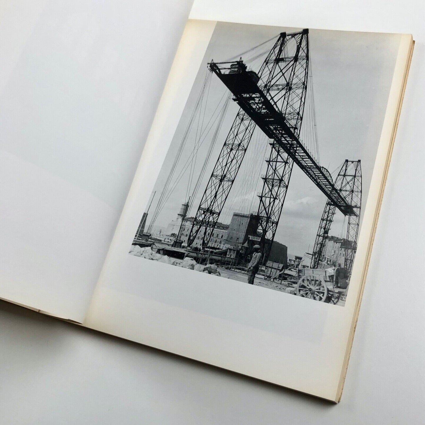 Frank Yerbury. Itinerant Cameraman. Architectural Photographs 1920-35 | Architectural Association, 1987