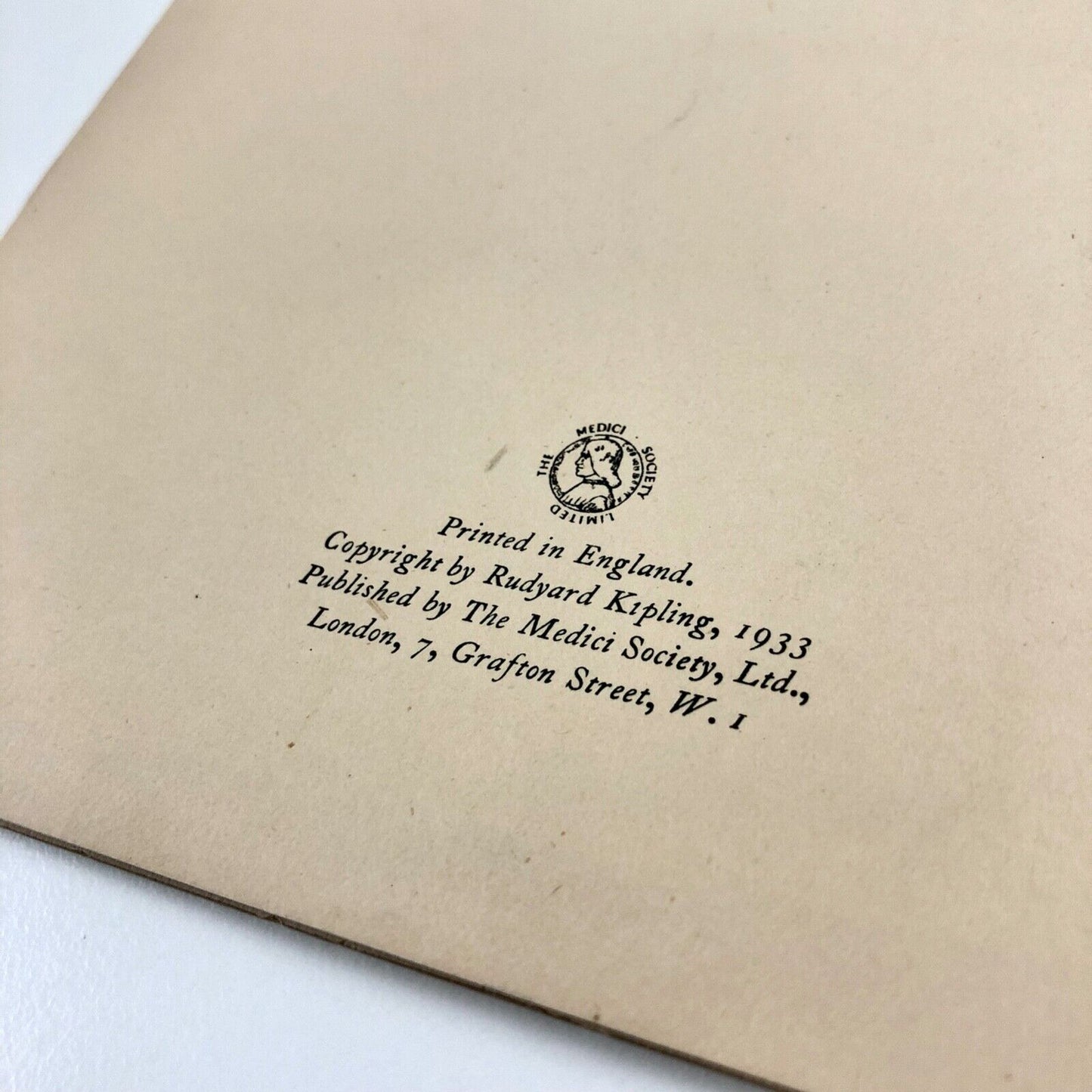 The Fox Meditates by Rudyard Kipling | Illustrated by Lionel Edwards | Medici Society, 1933