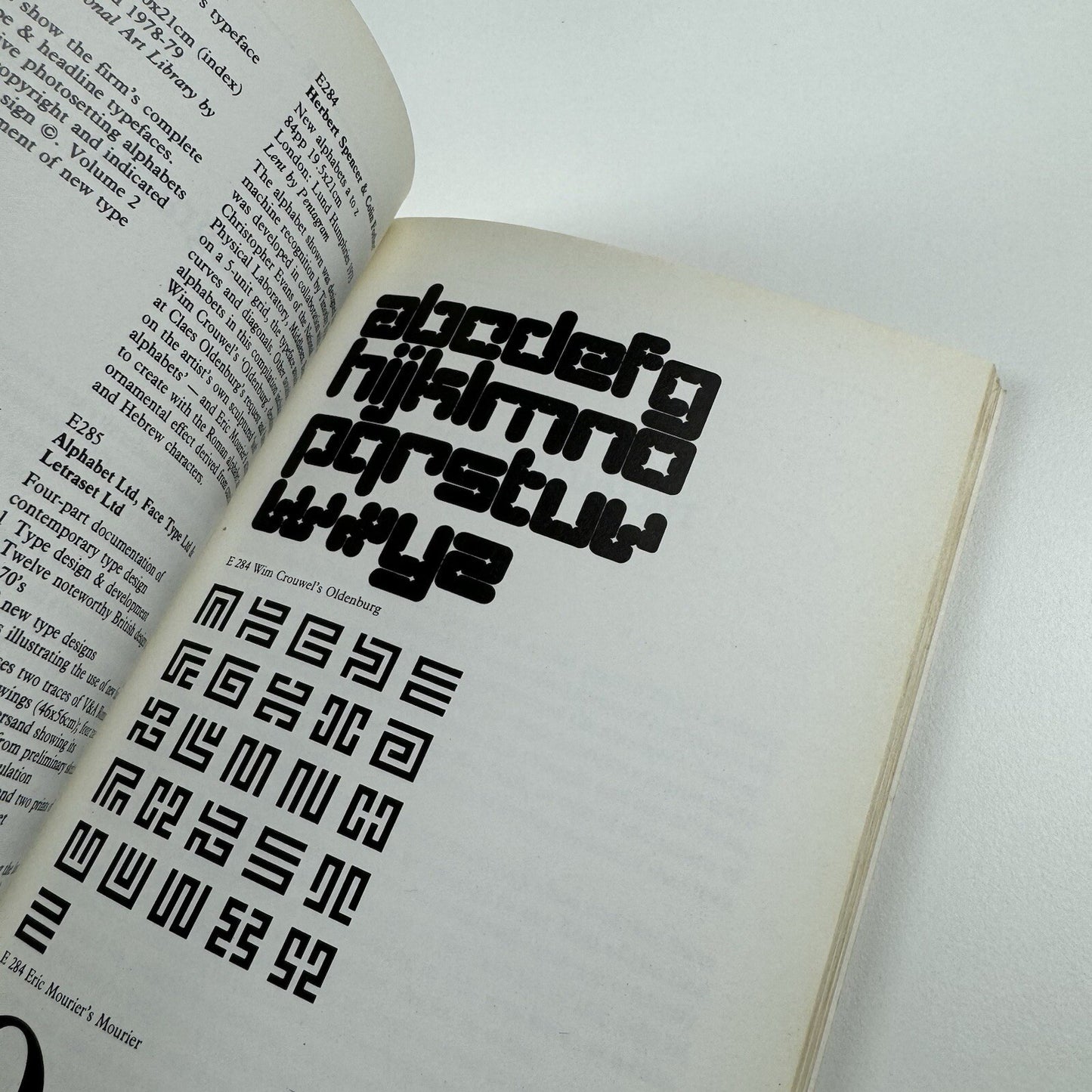 The Open & Closed Book. Contemporary Book Arts | Victoria & Albert Museum, 1979